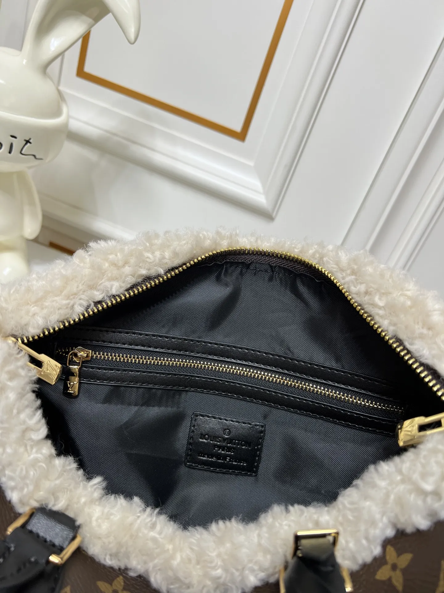 Fashion Item Travel Canvas