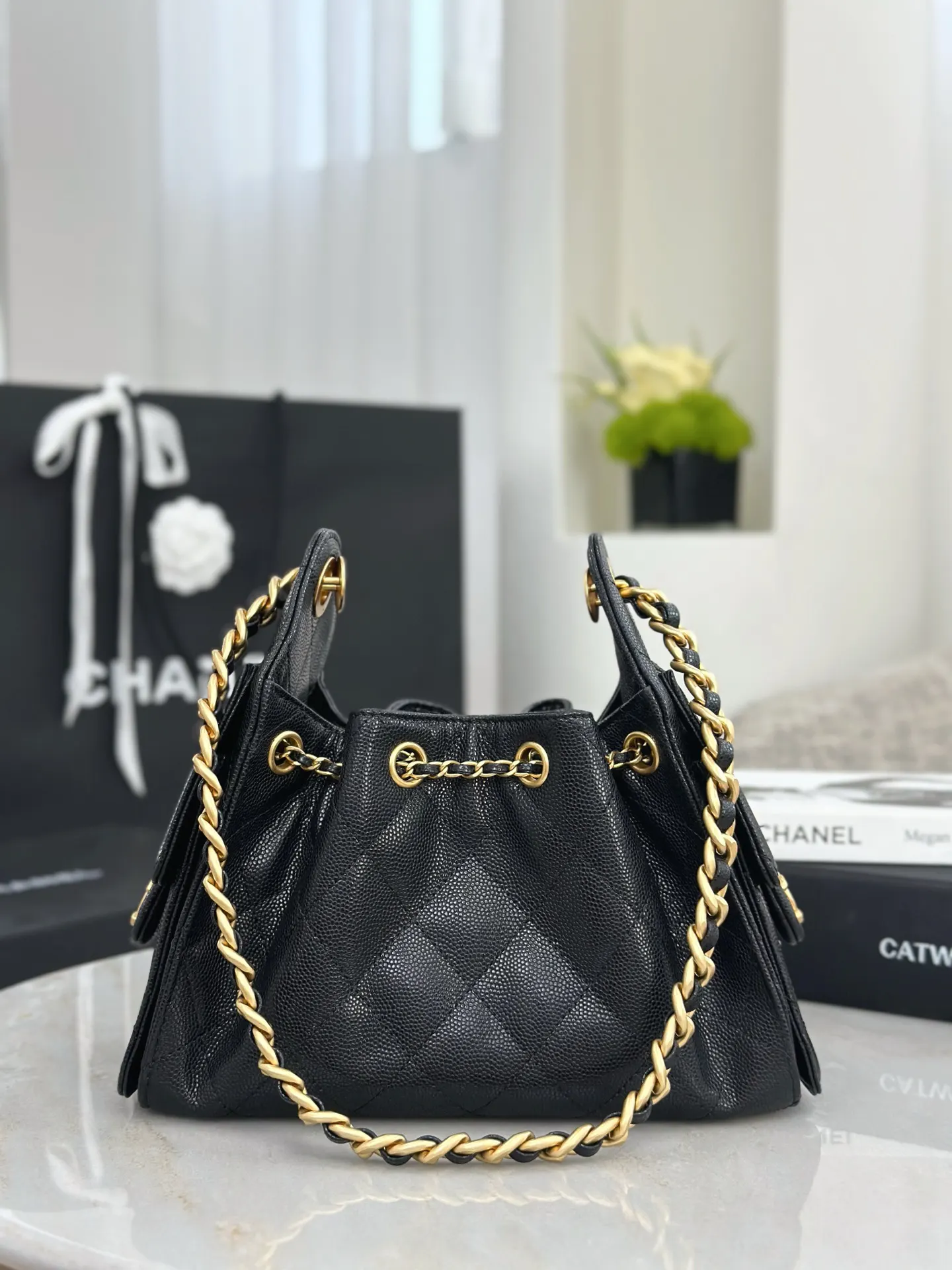 Chanel 22 Large Black Leather Chain Bag