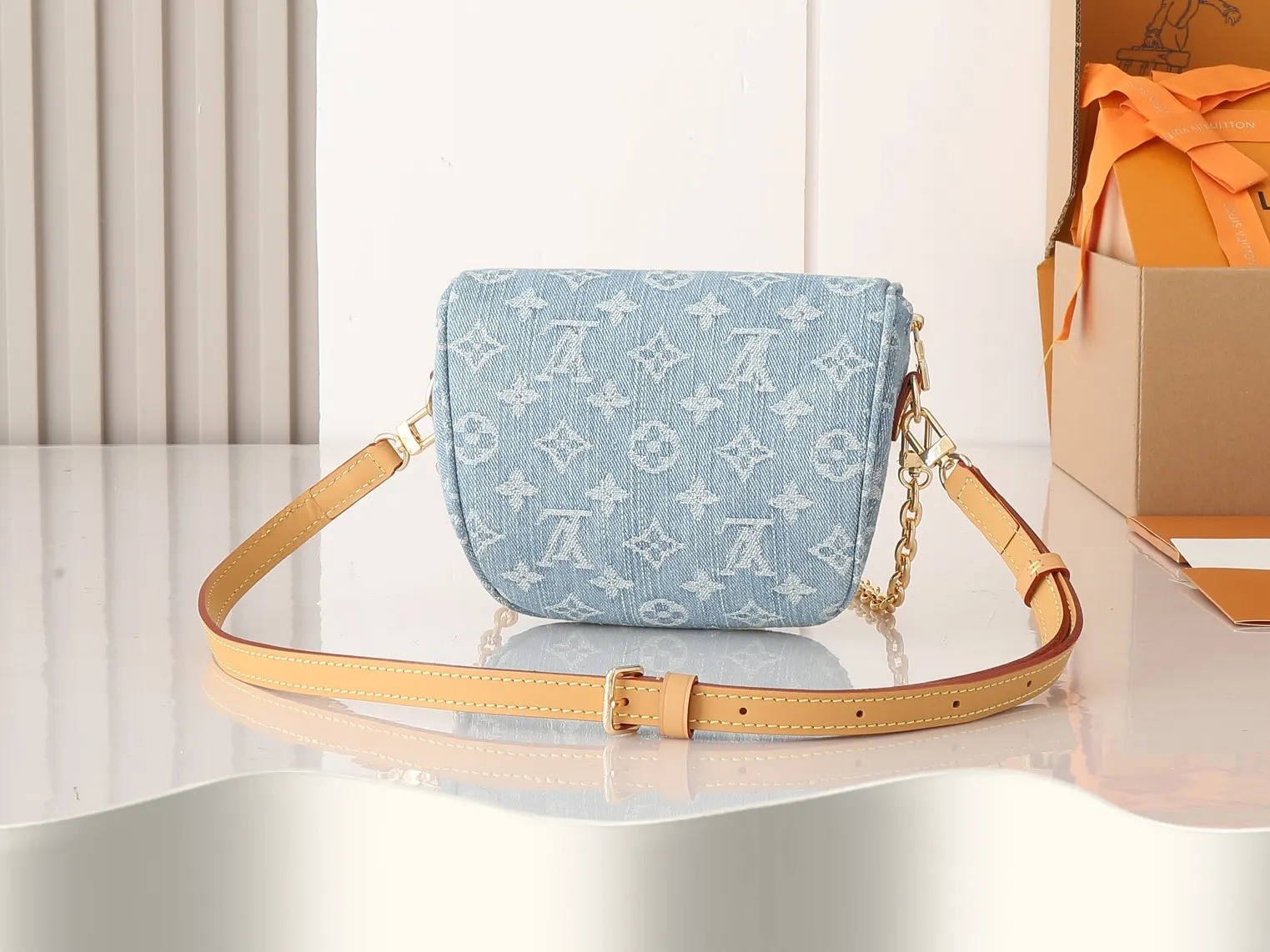 Louis Vuitton Chain Bag