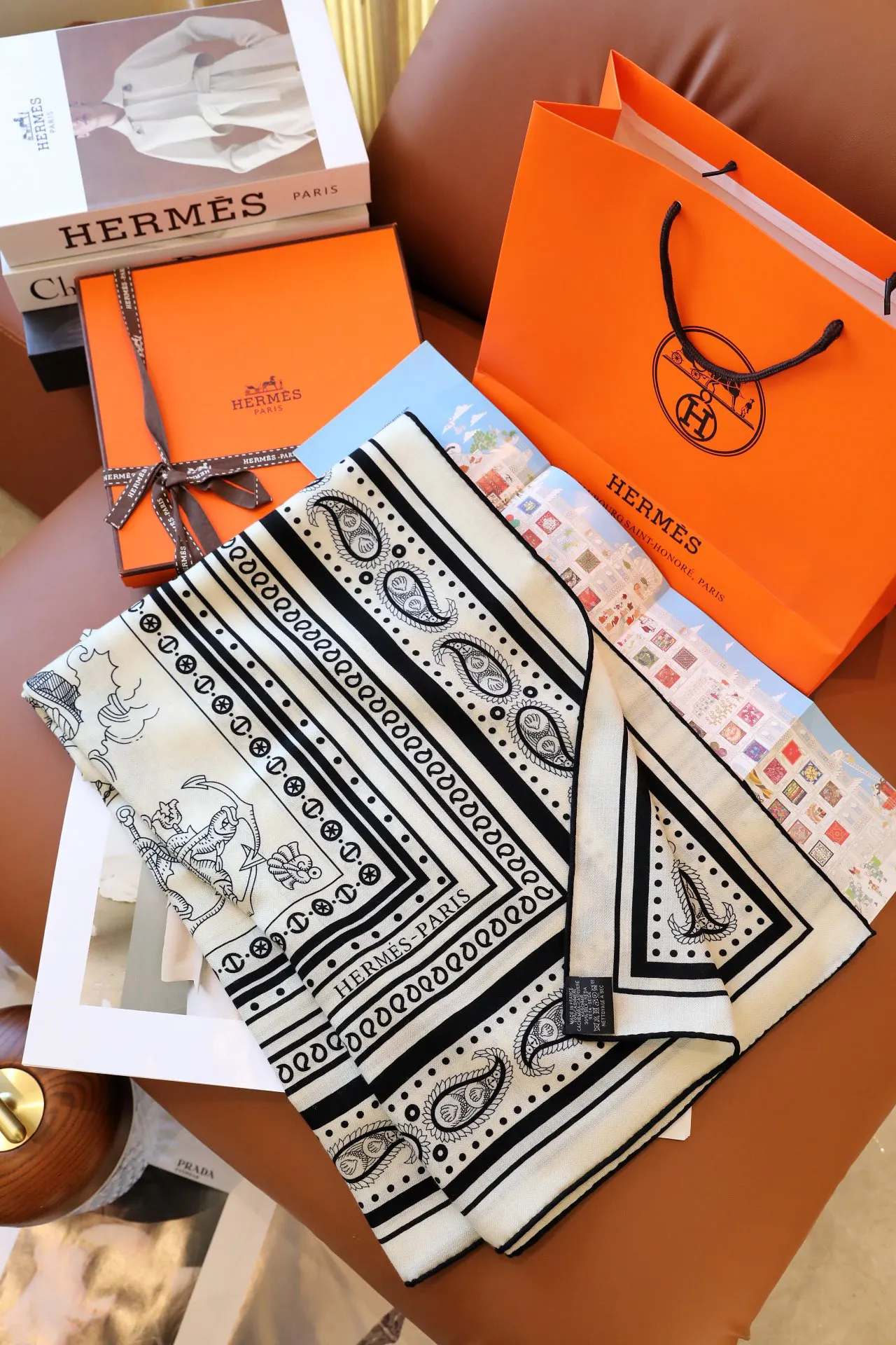 Hermès 丝巾 精致配饰