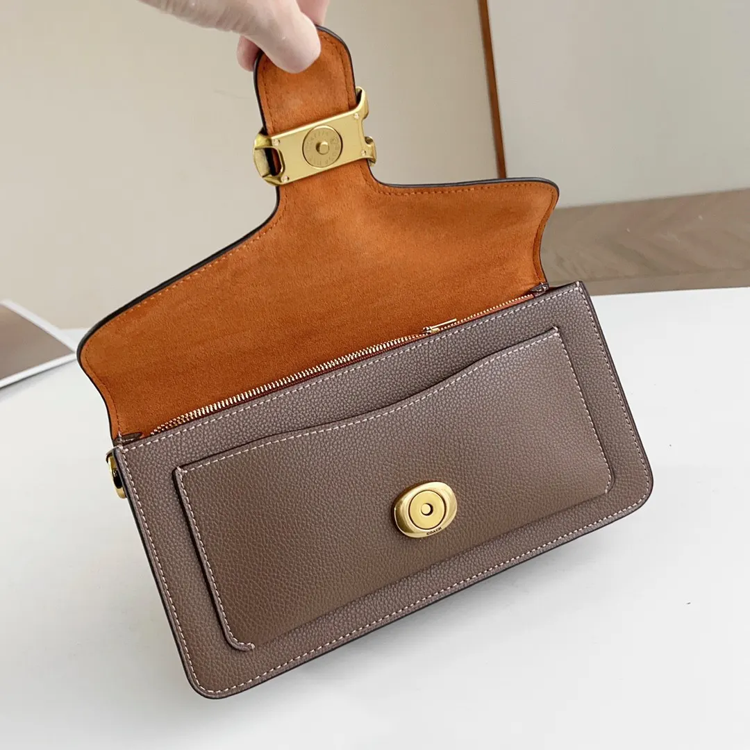 Crossbody Bag Lightweight Classic Image 9 Crossbody Bag Lightweight Classic Image 9