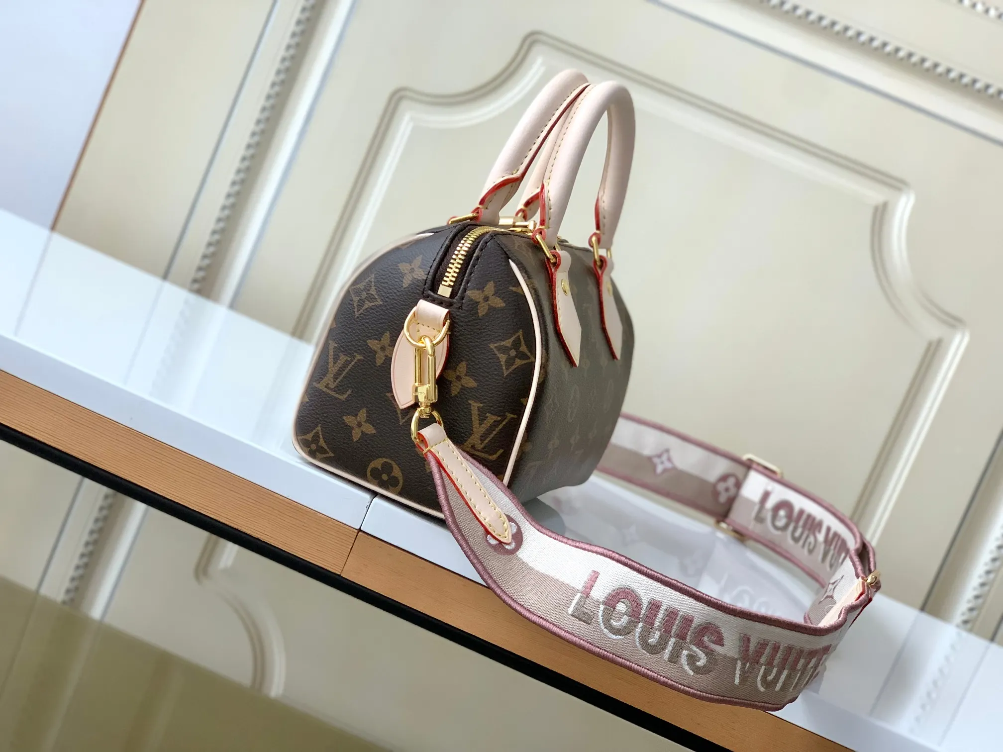 LV 老花 牛皮 详细特征 厘米 长度 旅行袋 大容量旅行款