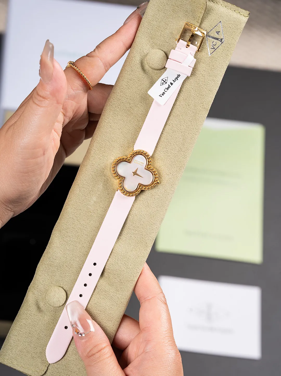 Van Cleef 批 盒 市场 VCA厂 手錶 經典腕表款
