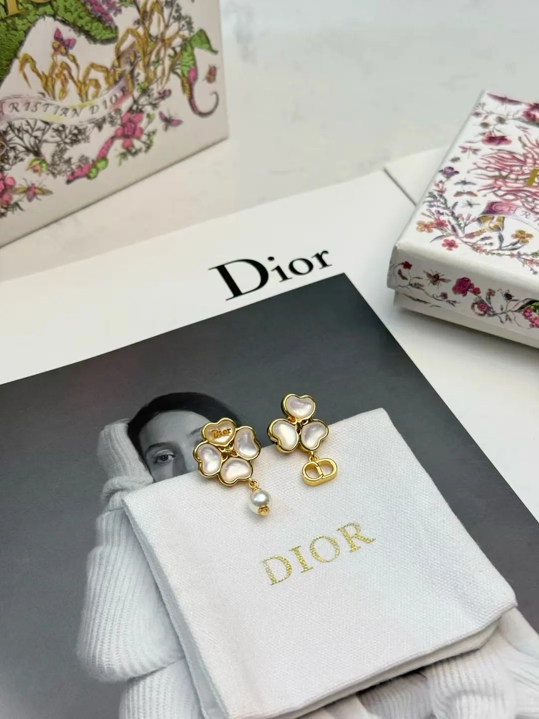 Dior 白色包包 手提斜挎 手提包