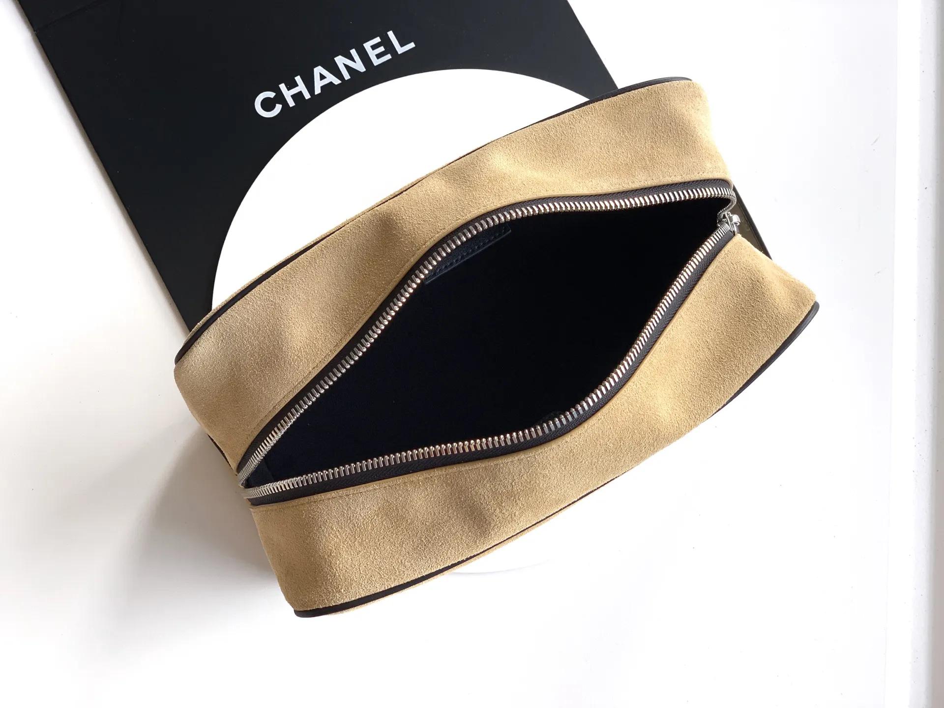 CHANEL 黑色 米色 麂皮 腋下包 复古腋下背款