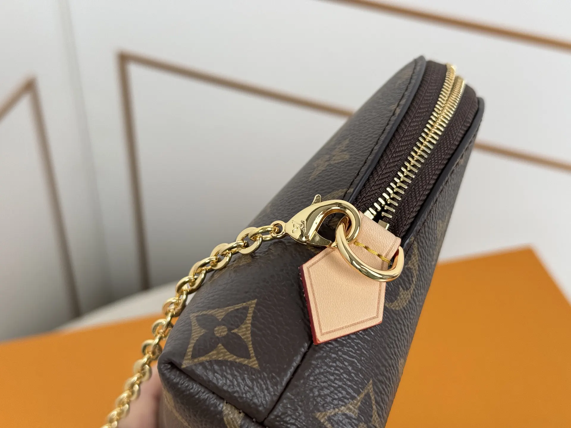 金色 帆布 鏈條包 精致鏈條款