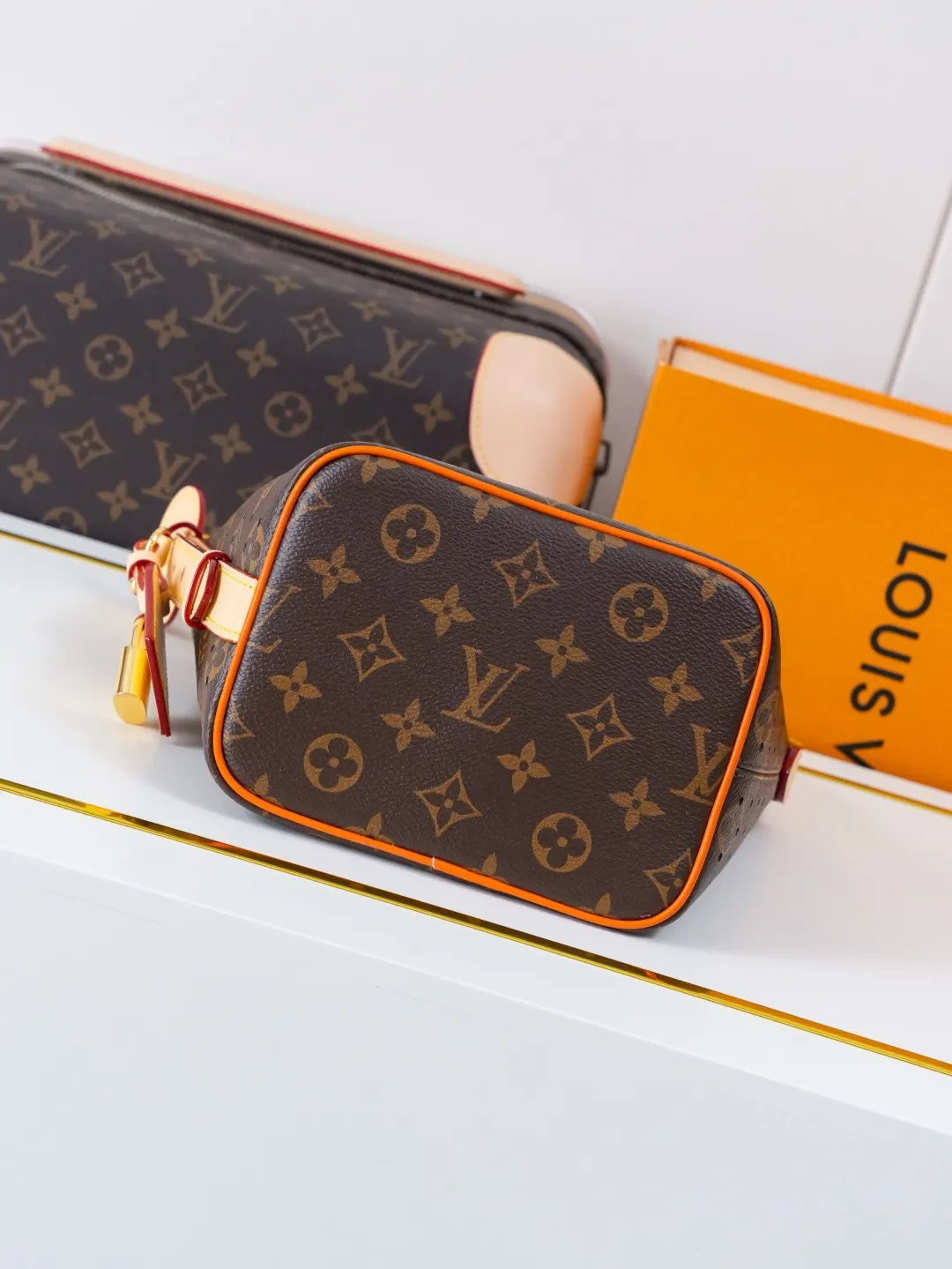 Organizer Pouch Travel Leather