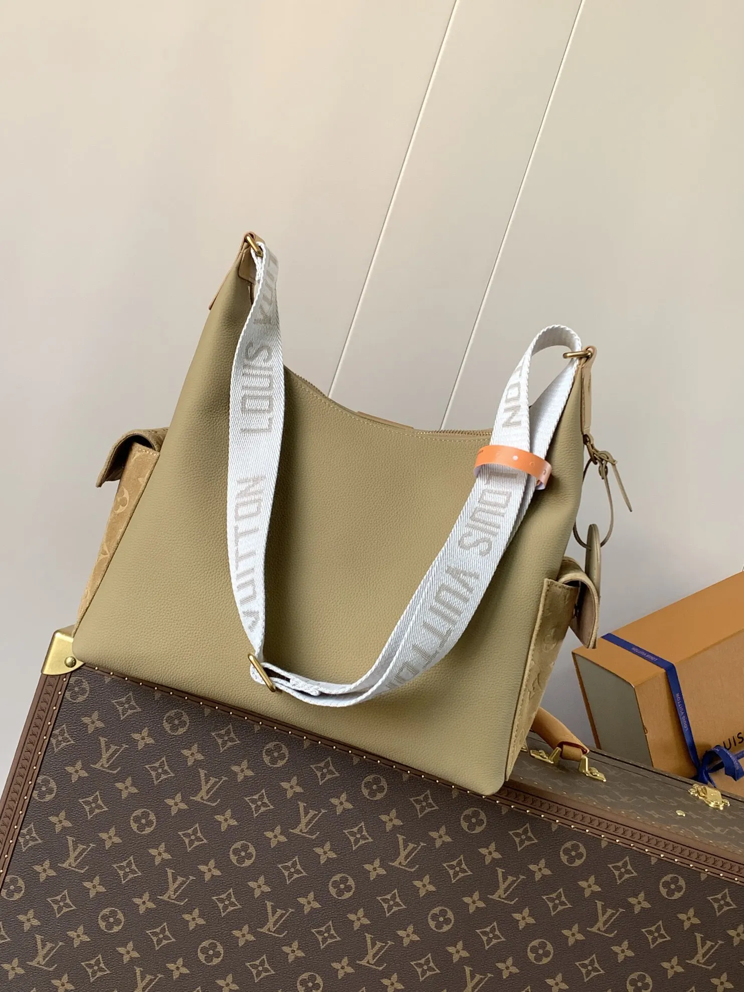 Louis Vuitton Monogram Crossbody Bag | ORBUYBAG