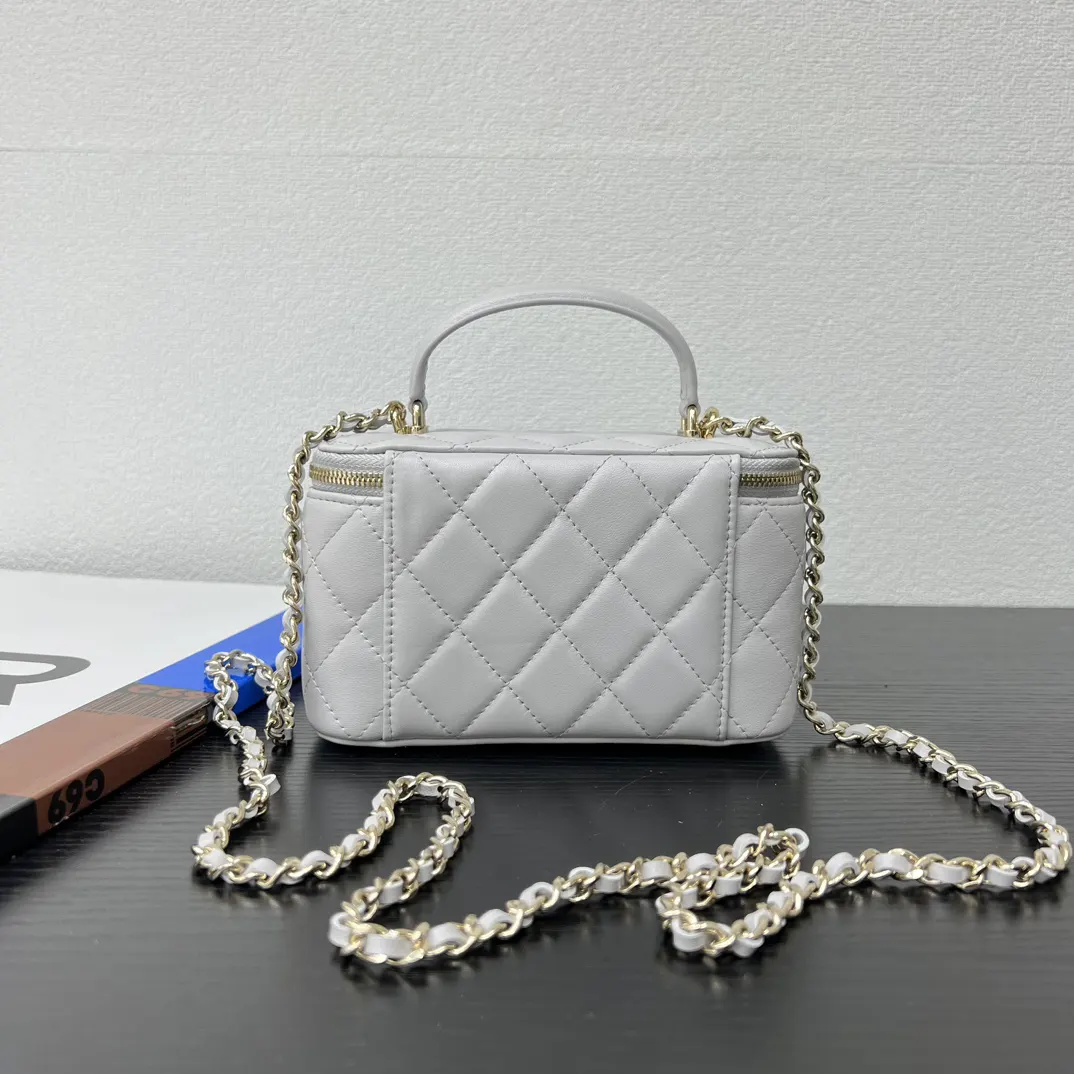 Chanel 19 灰色 皮革 菱格绗缝 单肩包