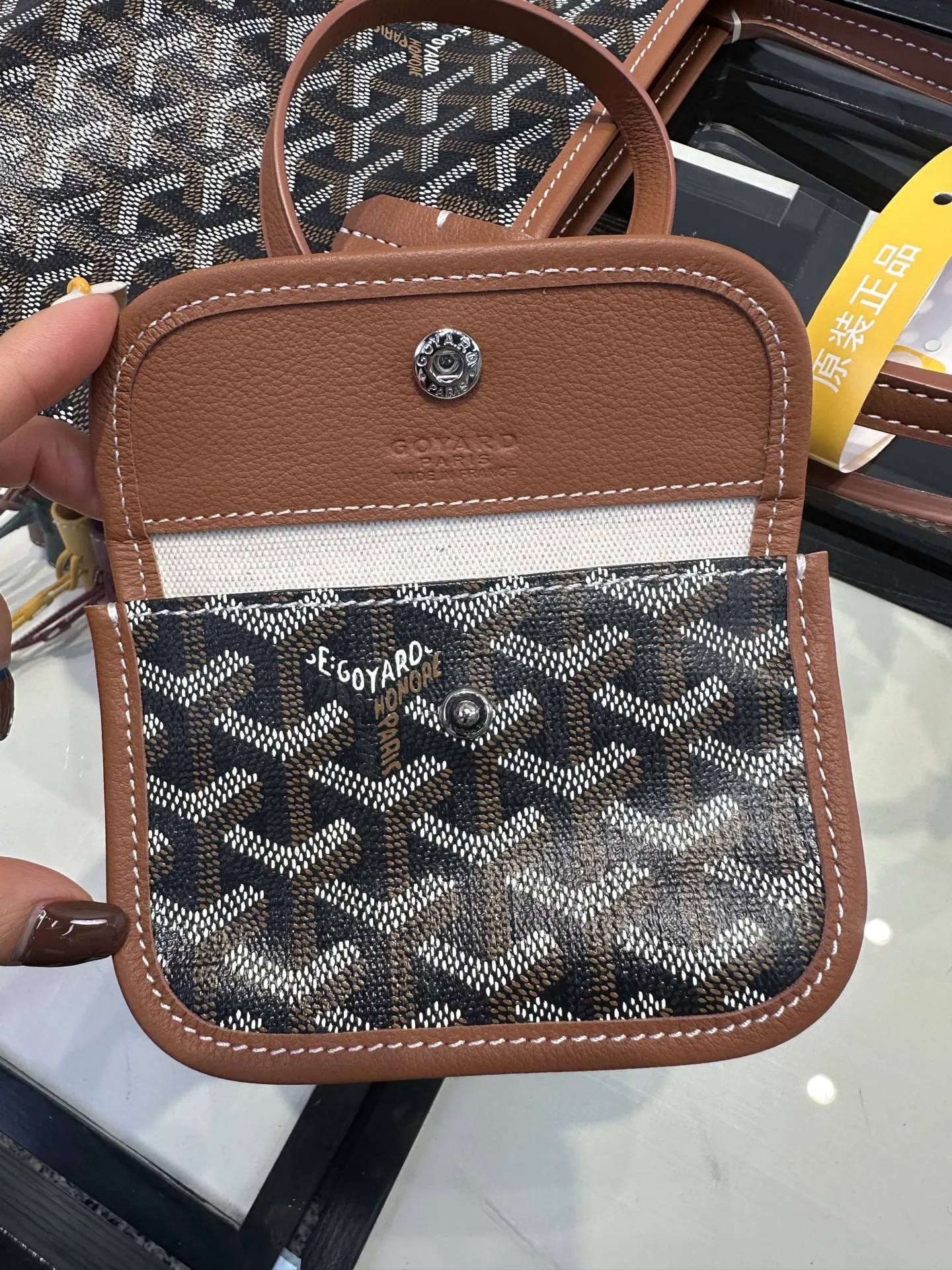 Goyard 棕色 小牛皮 托特包 大容量托特款(數字10) Goyard 棕色 小牛皮 托特包 大容量托特款(數字10)