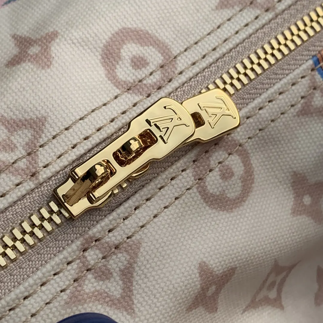 Louis Vuitton Shoulder Bag