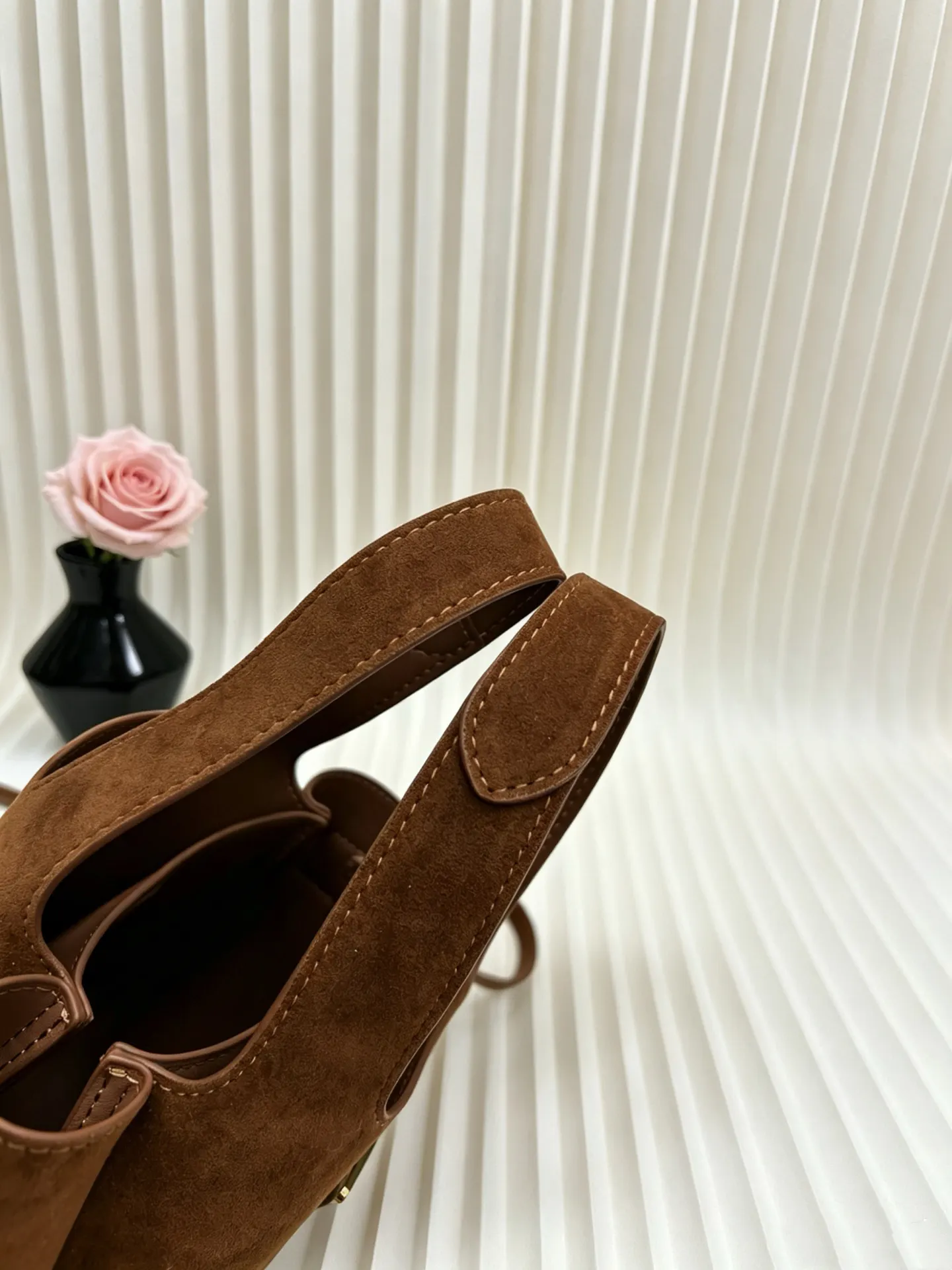 Prada 皮革 蔡卓妍Sa WITH 皮革手提包 柔软皮 托特包 大容量托特款