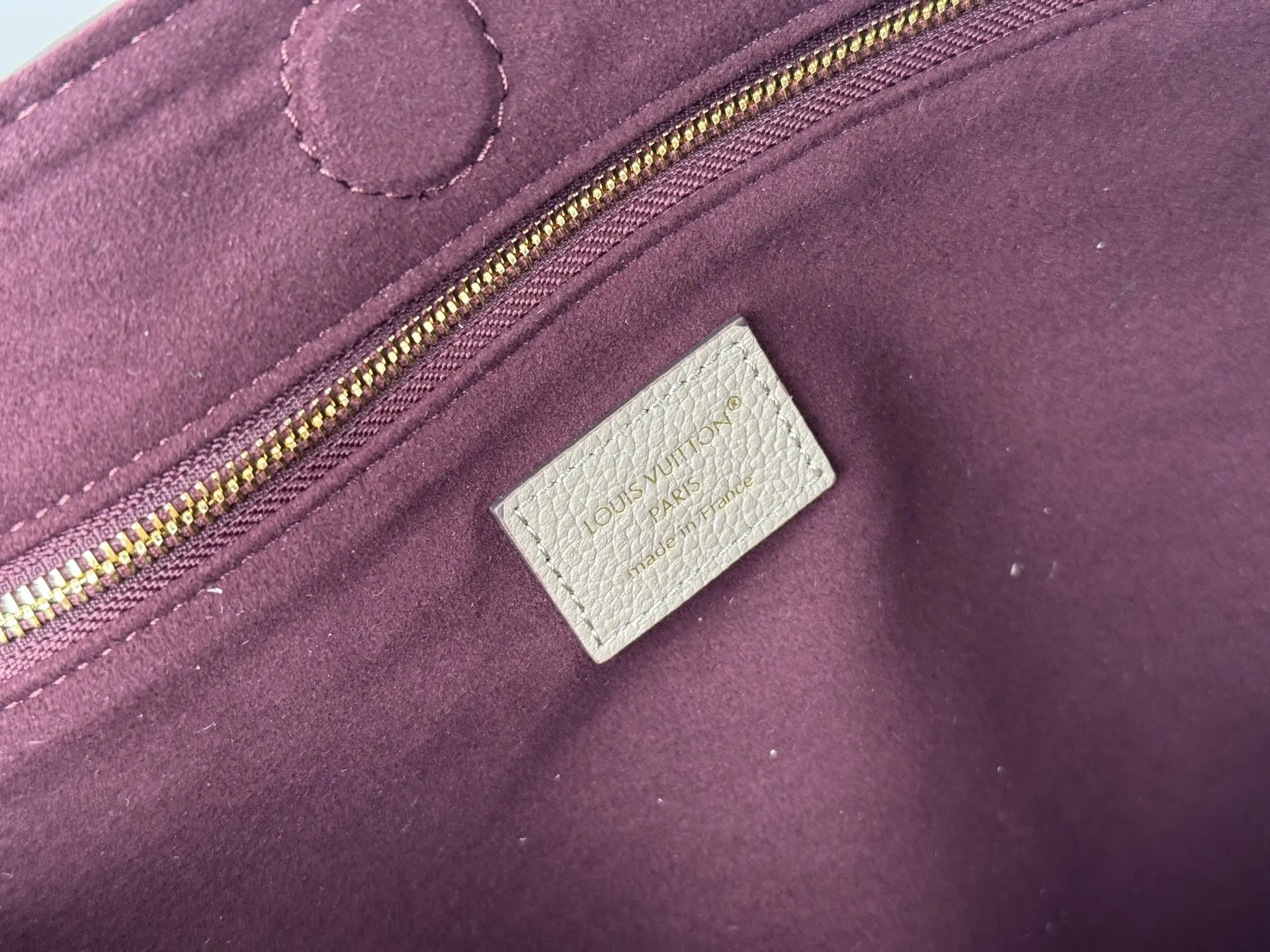 灰色 Mo灰色 Anytime 中号 腋下包 復古腋下背款(數字9) 灰色 Mo灰色 Anytime 中号 腋下包 復古腋下背款(數字9)