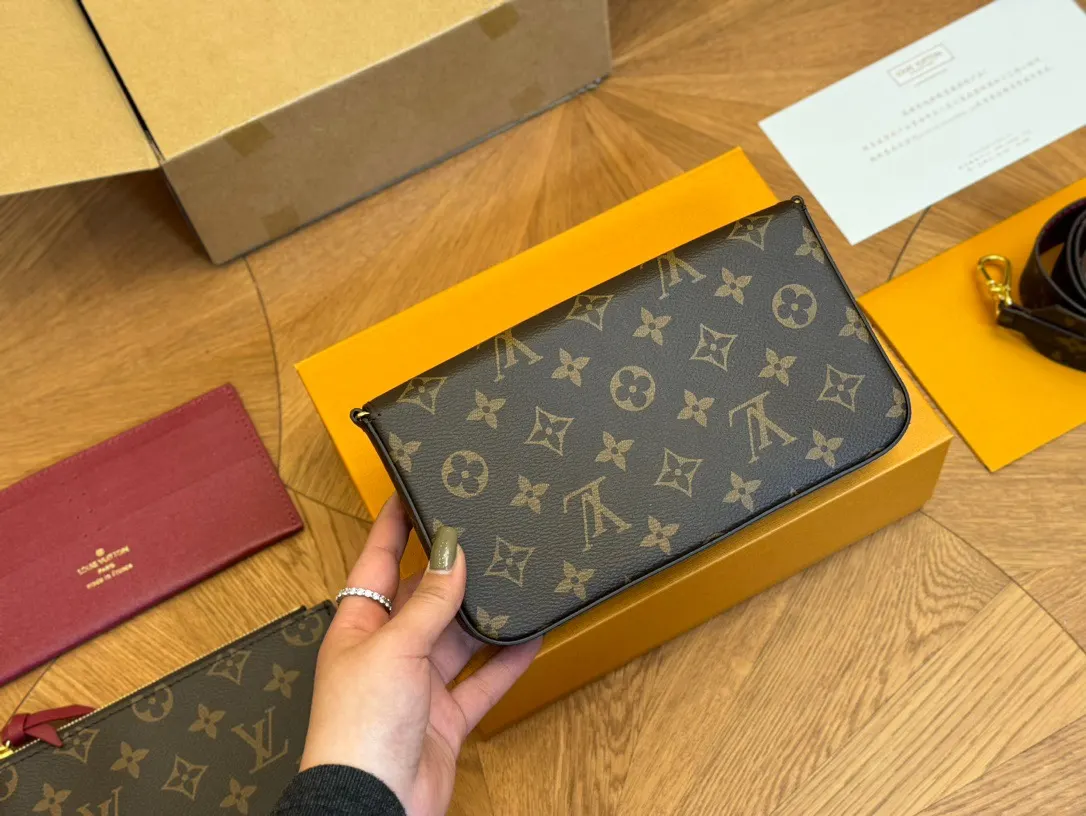 LV 三件套 最好 斜背包 輕便斜挎款