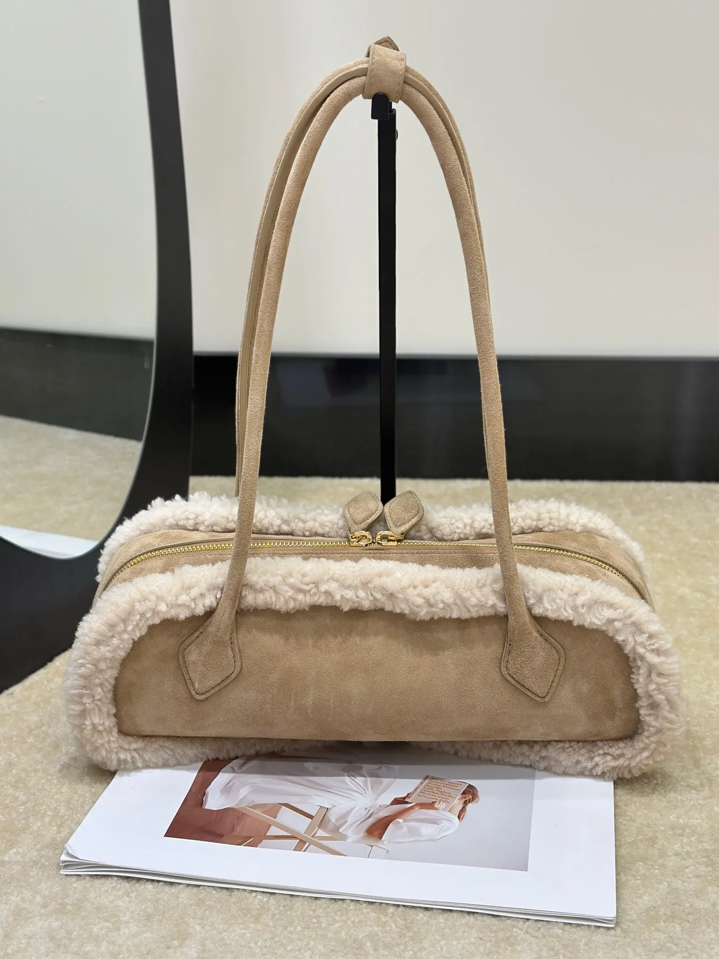 Hobo Shoulder Bag Vintage