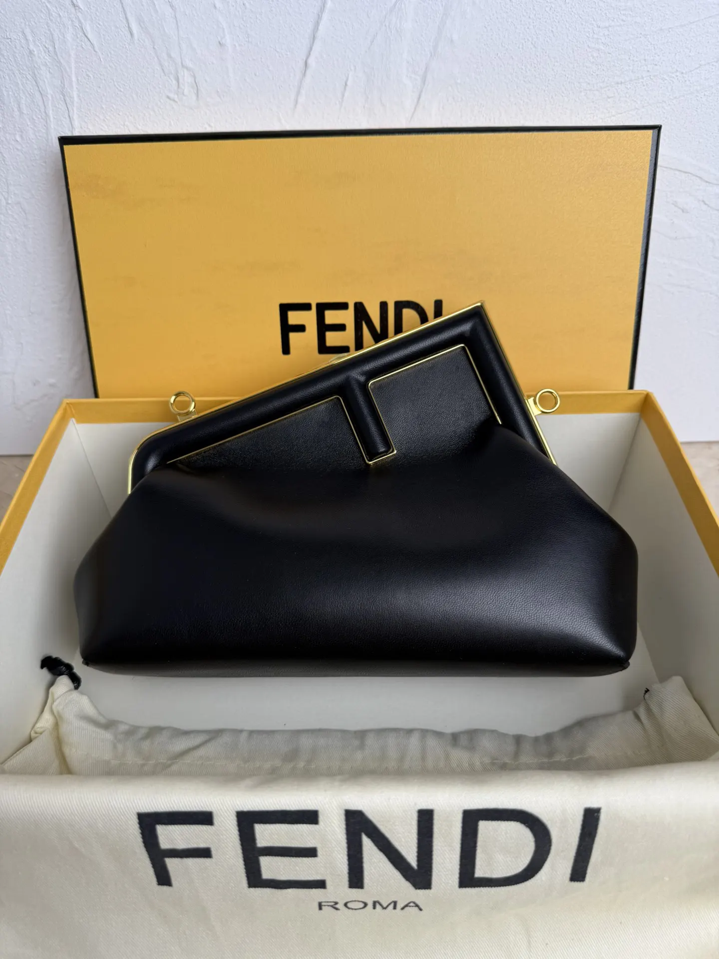 Fendi 粉色 金色 羊皮 手拿包 精致手拿款