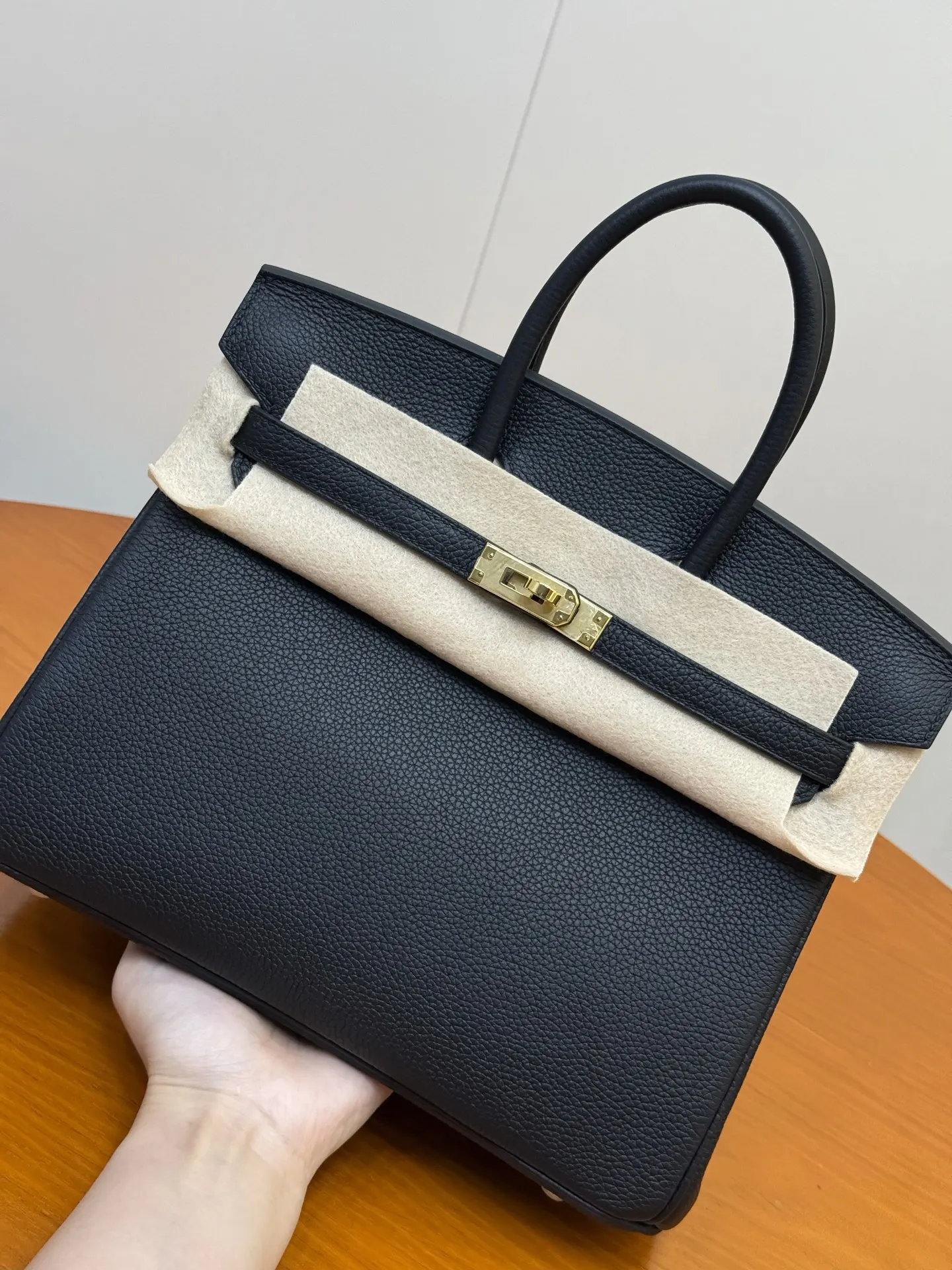 Hermès Birkin Black Top Handle Bag Classic Leather