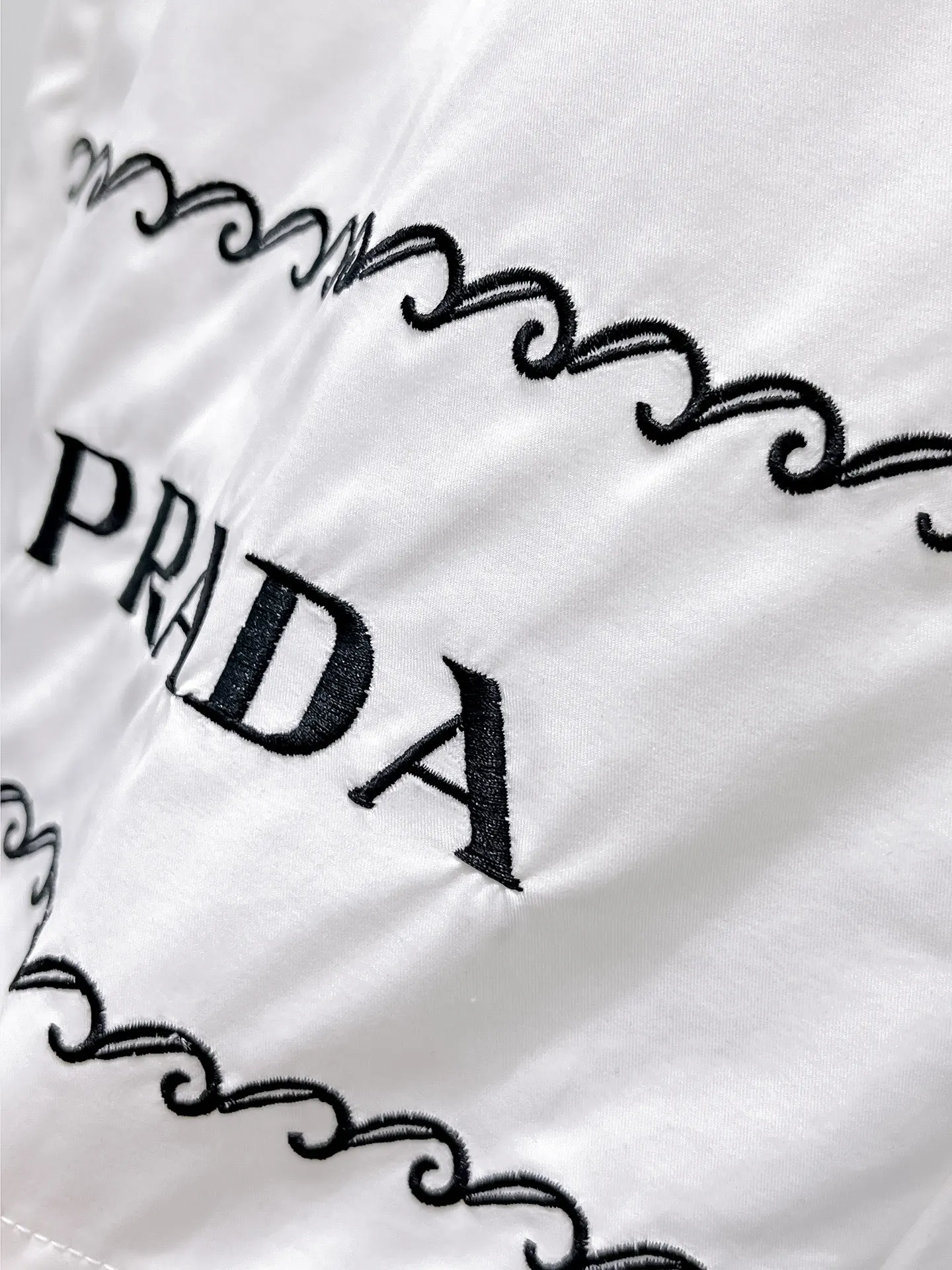 PRADA 棉质 休闲长裤 休闲宽松款