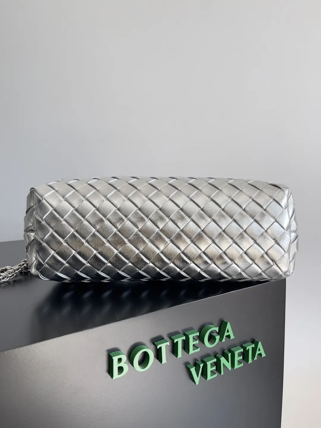 Bottega Veneta 鏈條包 精致鏈條款