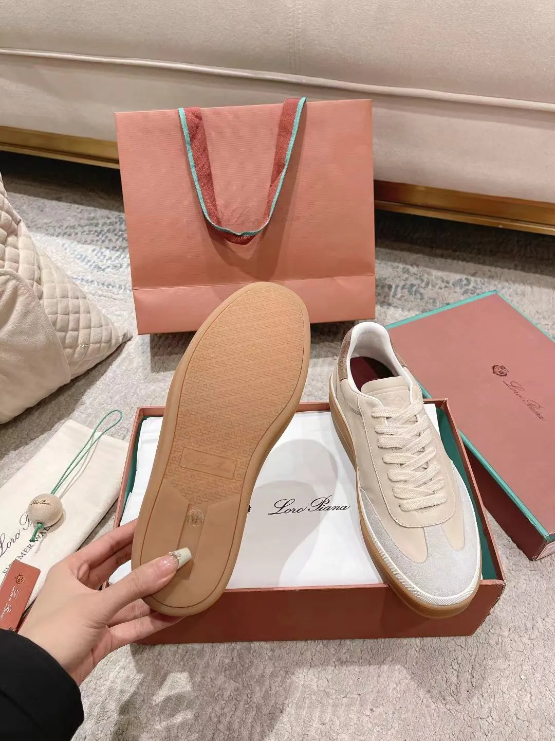 Loro Piana 拖鞋 轻便舒适款 款08