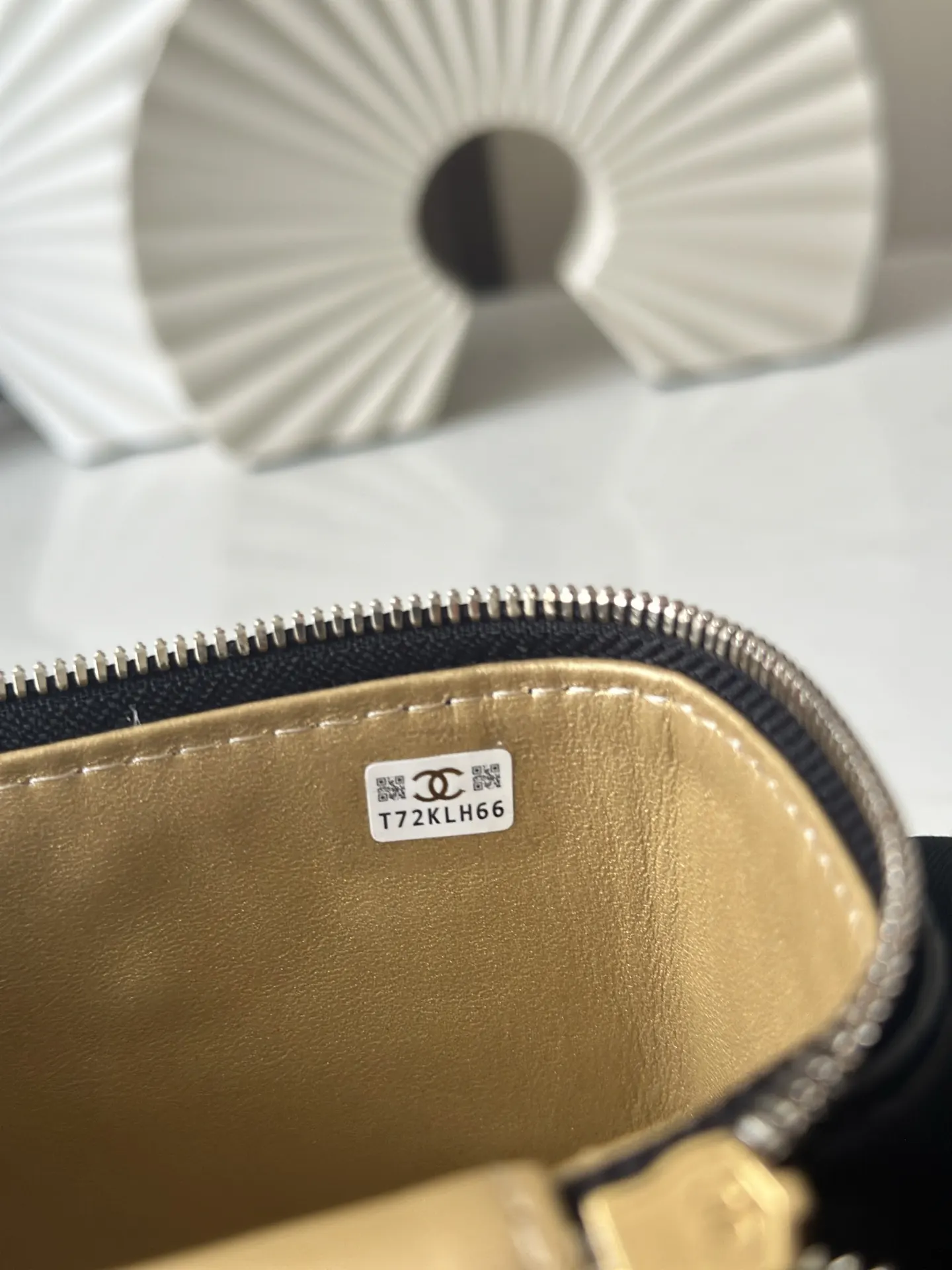 Chanel Sheepskin Chain Cosmetic Bag Shoulder and Crossbody Wear