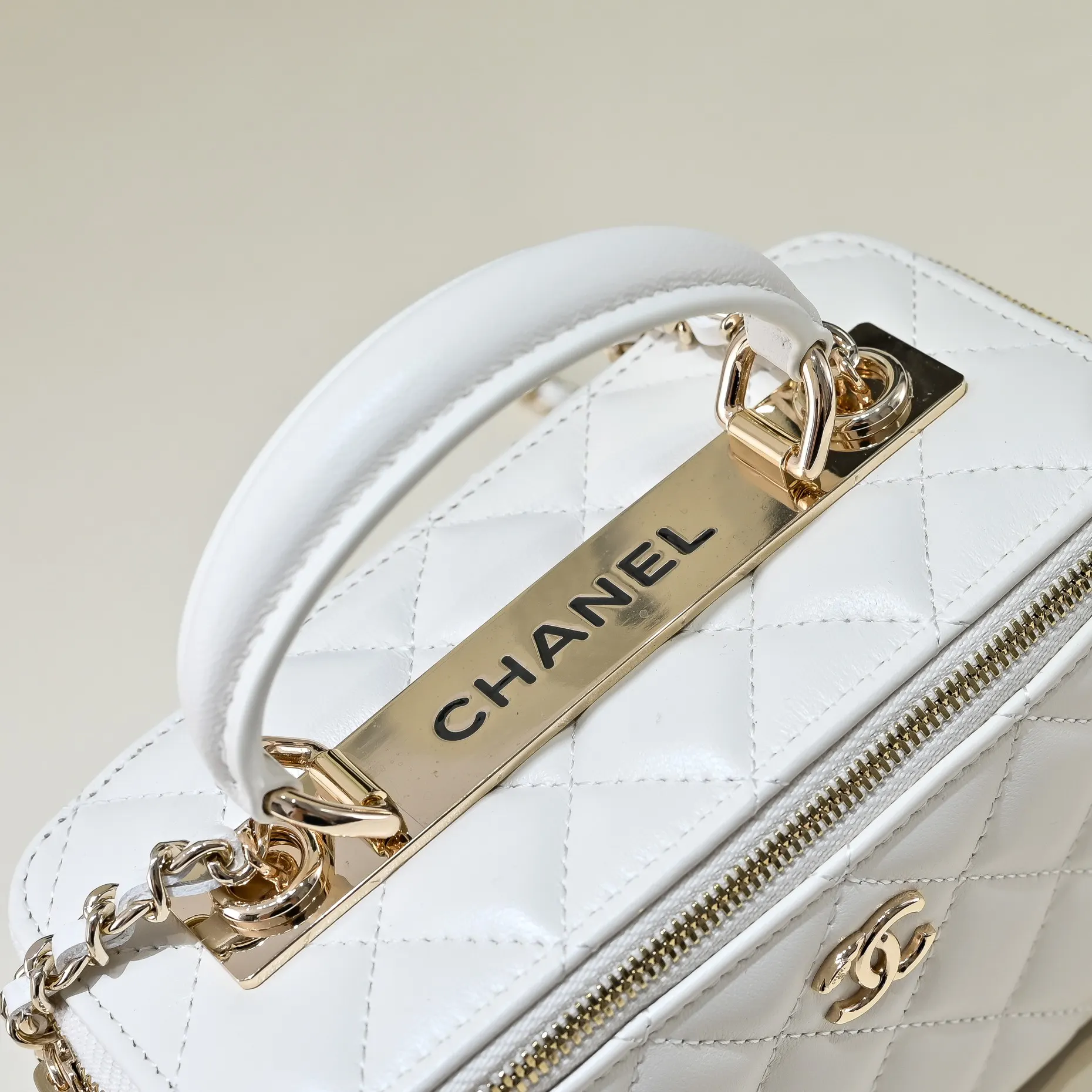 Cosmetic Pouch