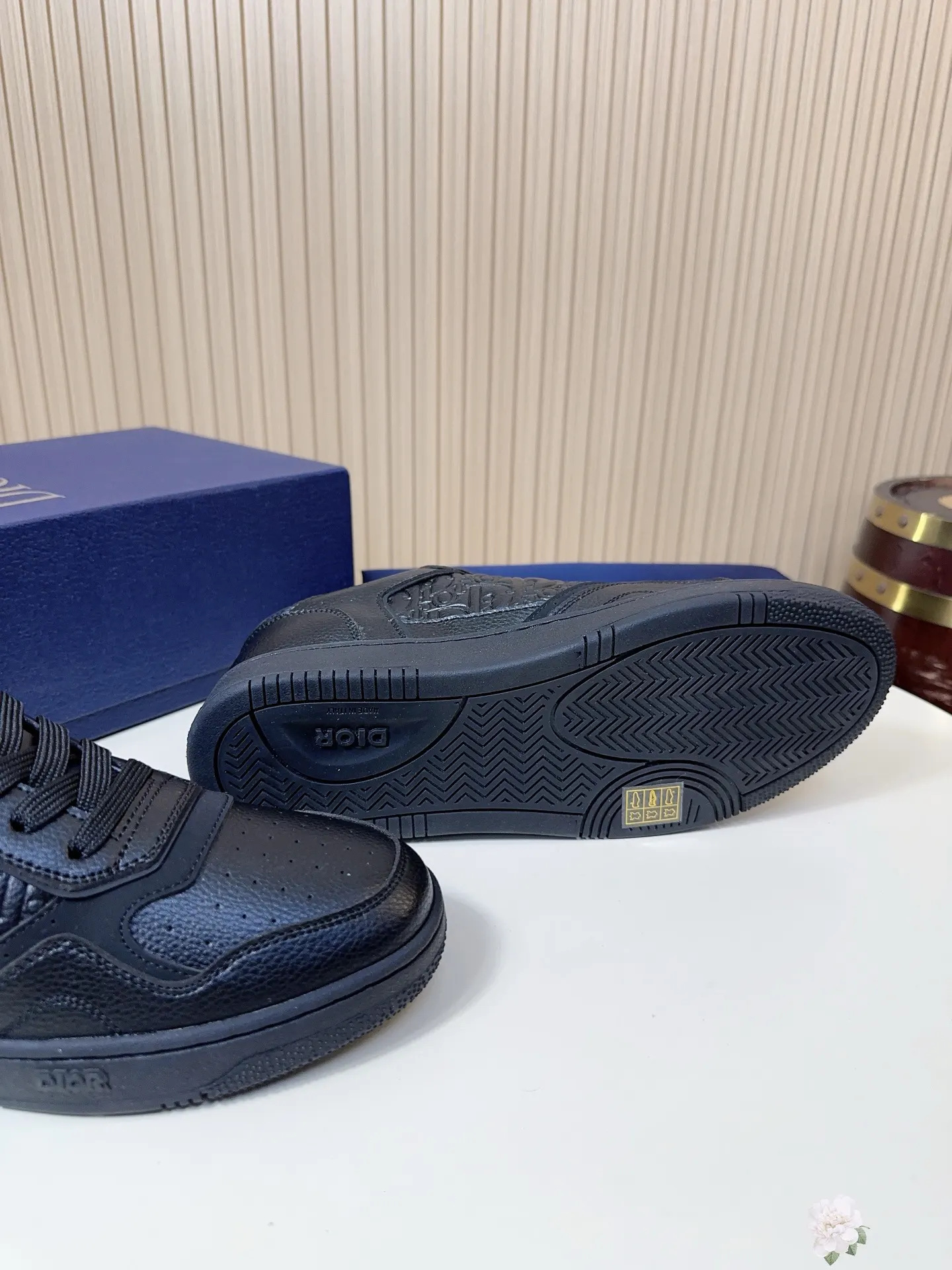 Dior 小牛皮運動鞋 舒適(數字2) Dior 小牛皮運動鞋 舒適(數字2)