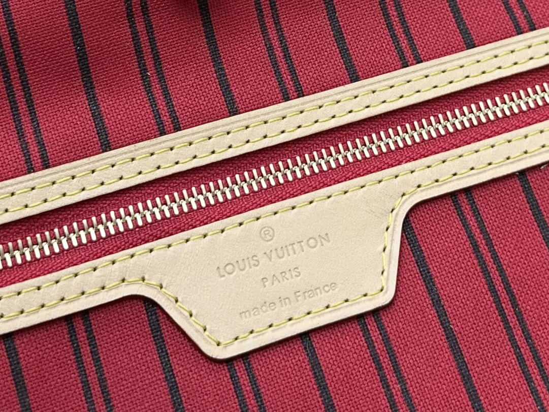 Louis Vuitton Monogram Clutch Bag Canvas