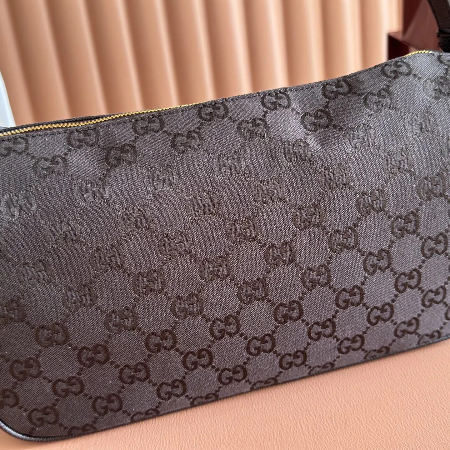 Gucci 棕色 金色 牛皮 腋下包 復古腋下背款