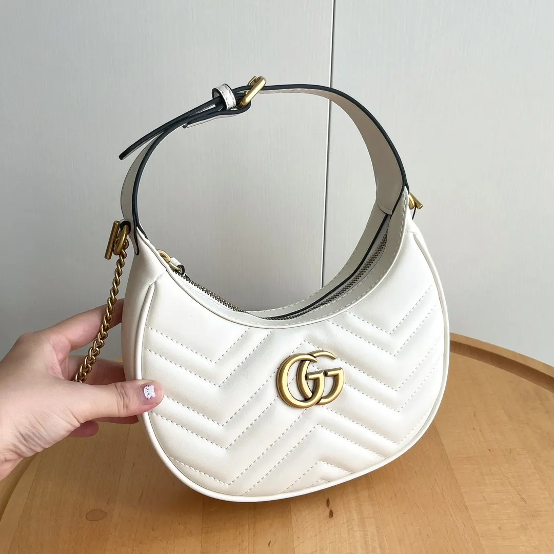 Gucci Marmont 绗缝皮革钱包 日常收纳款