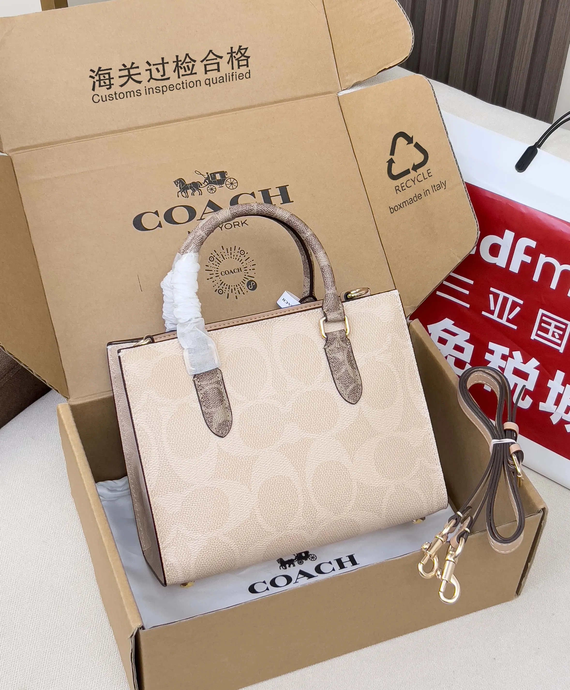 黑色 老花 图片 推荐C OACH女士经典标志 托特包 大容量托特款