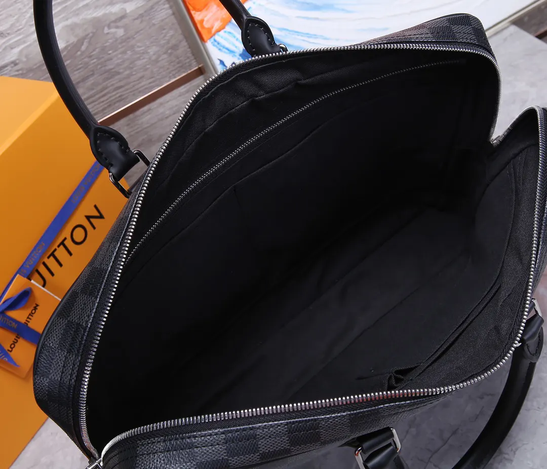 Louis Vuitton Monogram Briefcase Business Commuter Canvas