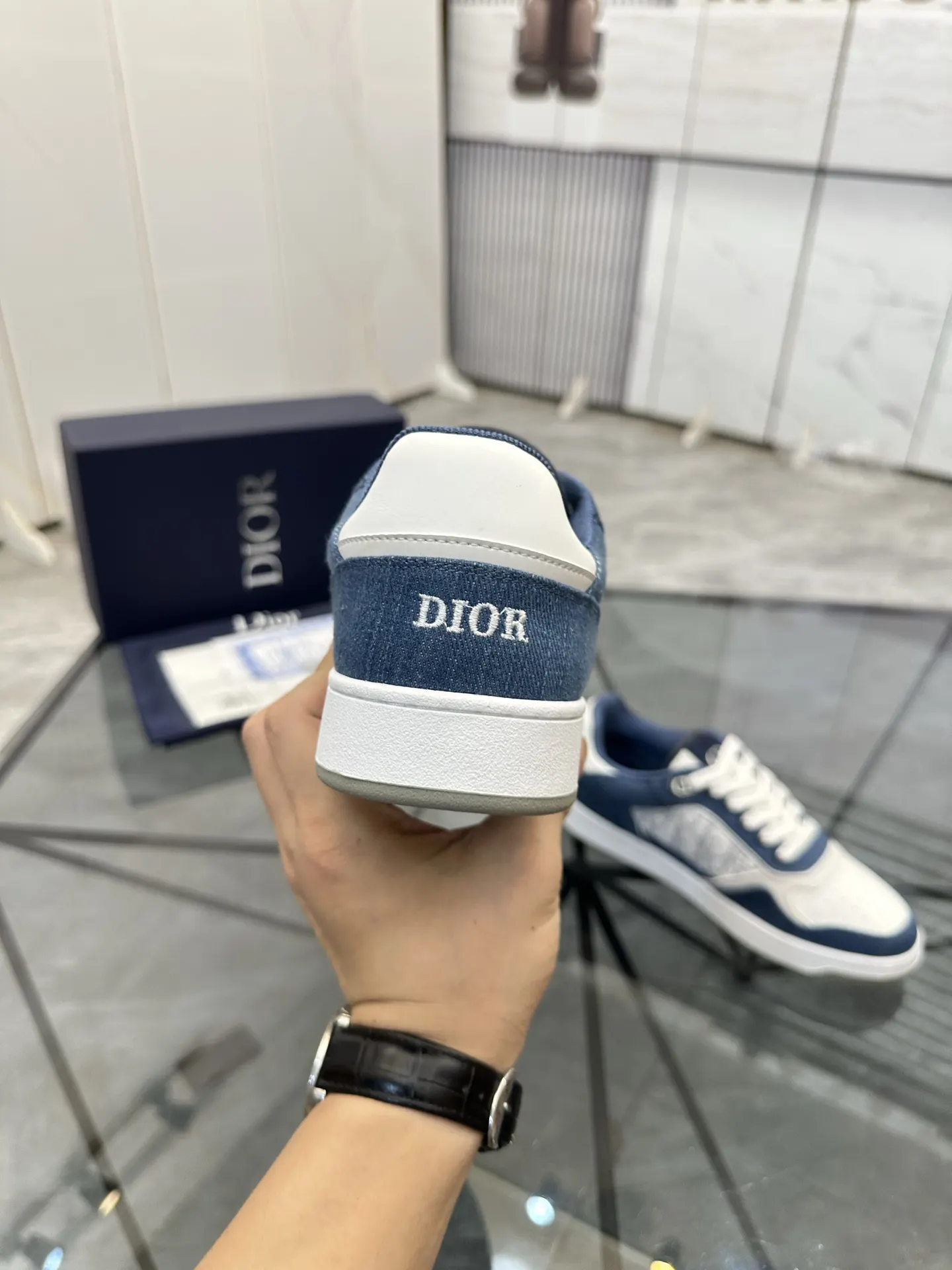 Dior Cowhide Shoes Comfortable And Sneakers