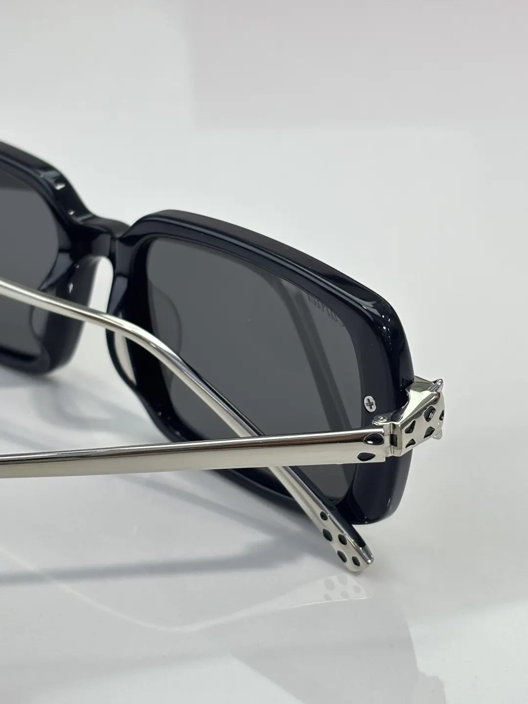 Fashion Item Fashion