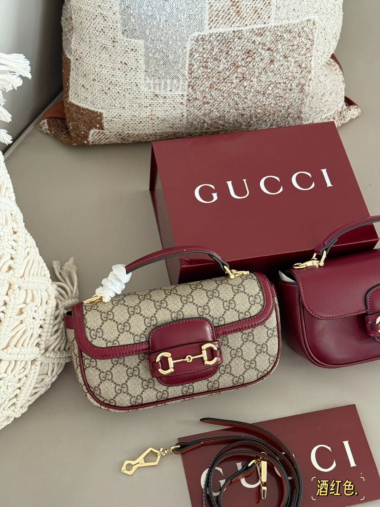 Gucci 尺寸 GG 手提 斜背包 輕便斜挎款
