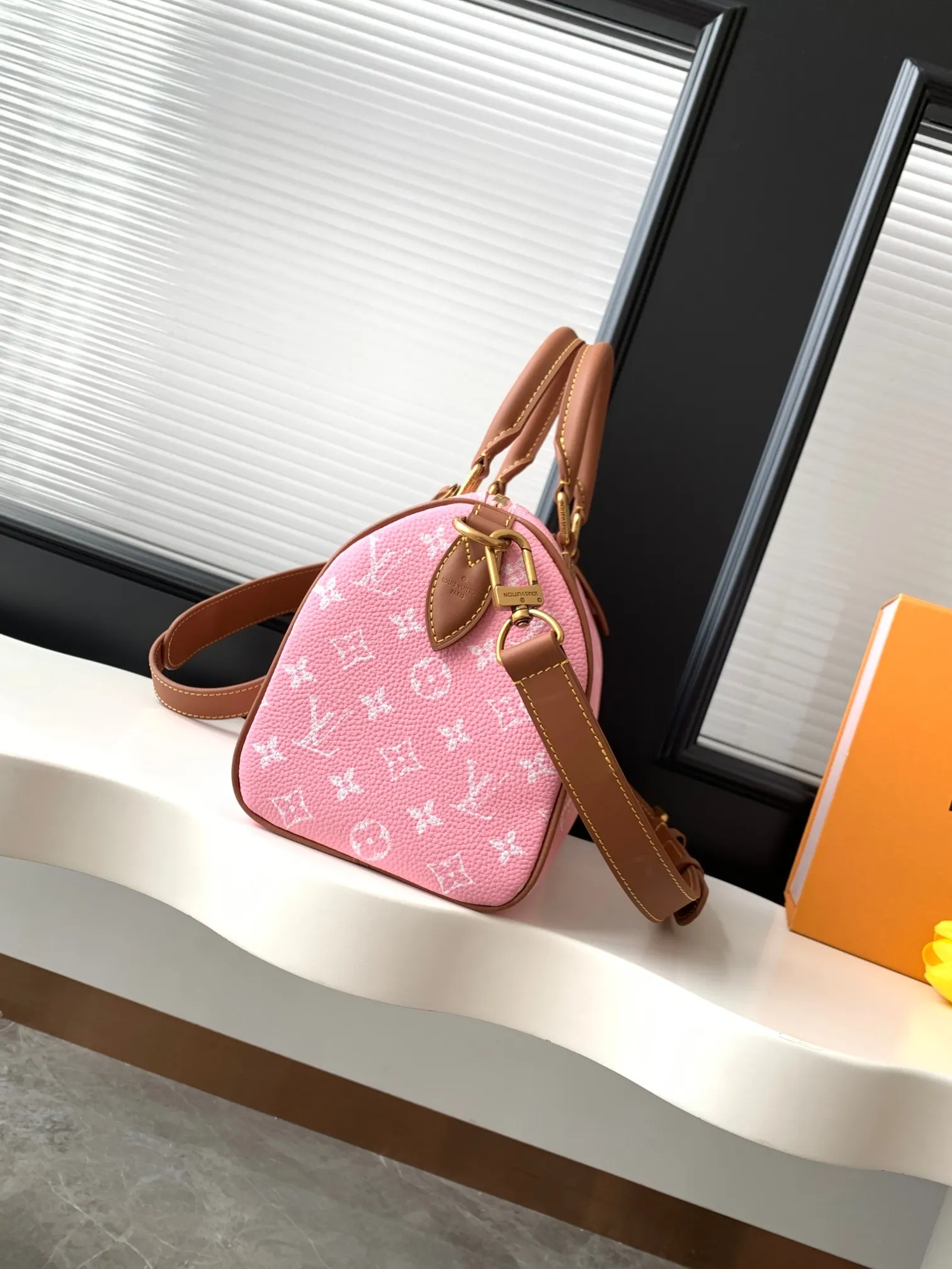 Organizer Pouch Travel Leather