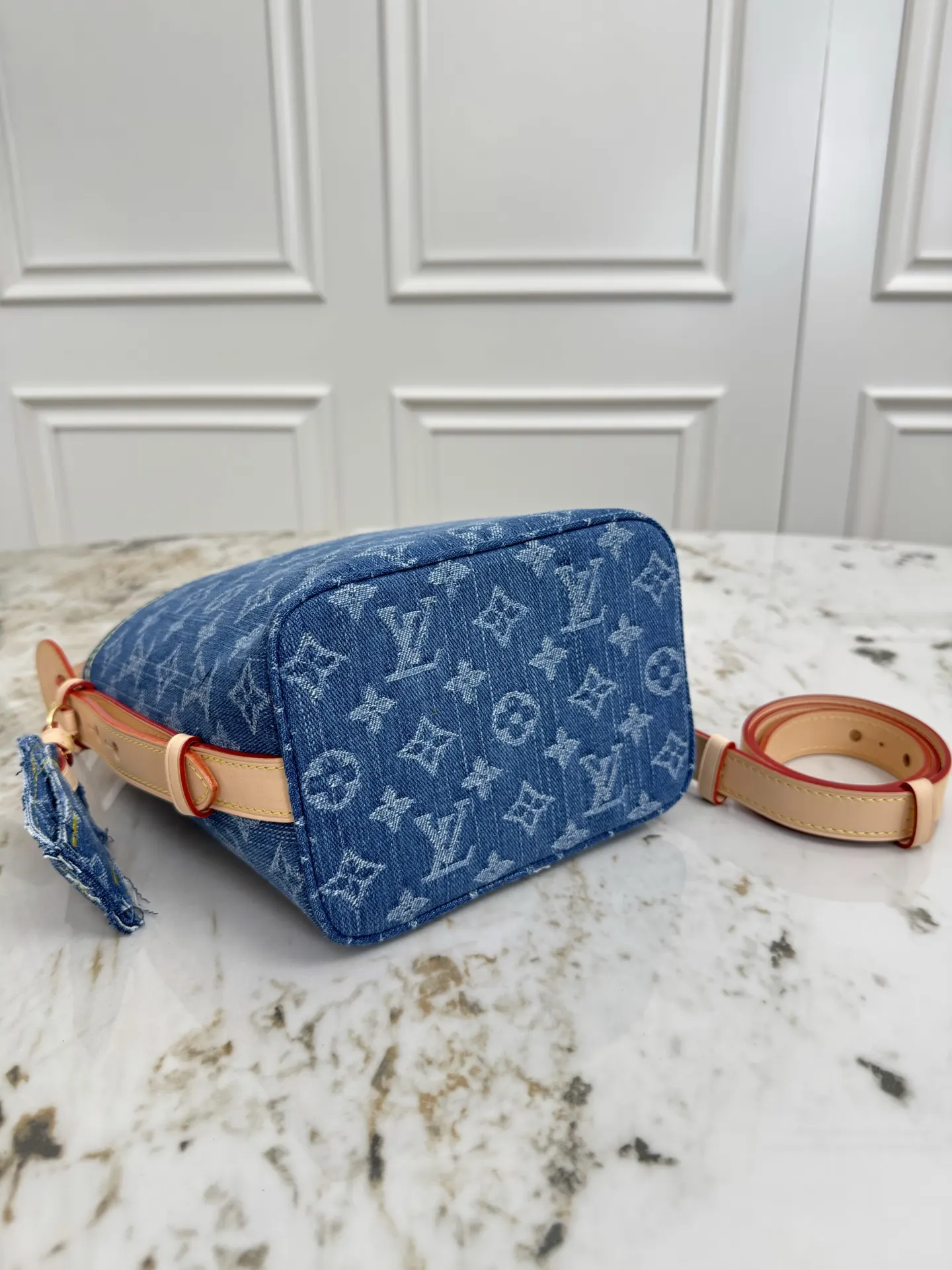 Louis Vuitton M27626 红色 皮革 手提包