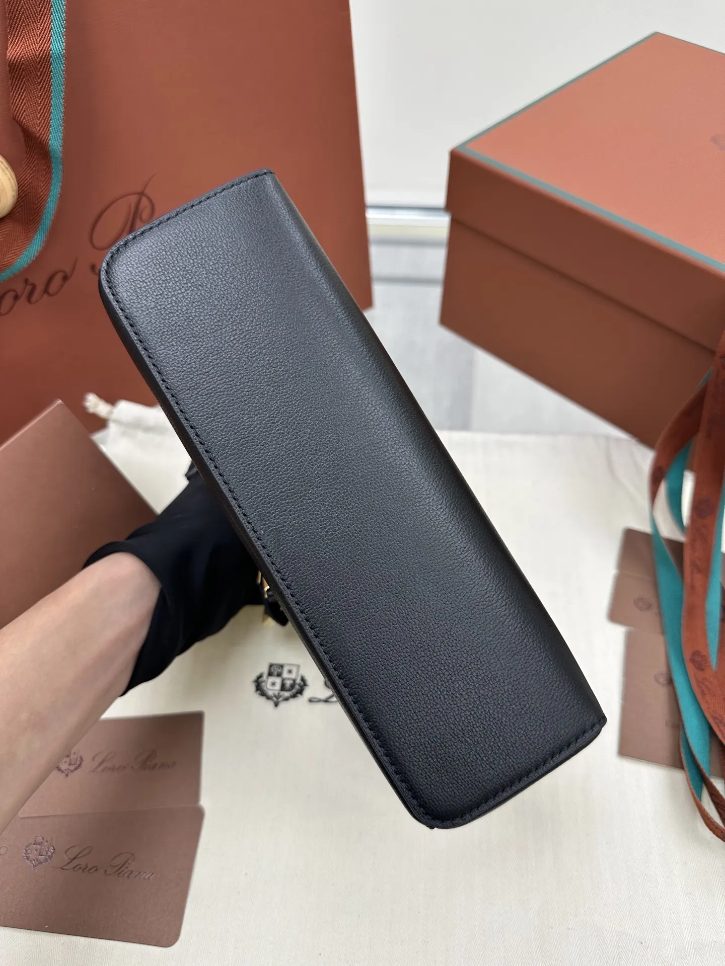 Saddle 黑色 牛皮 收纳包 旅行收纳款