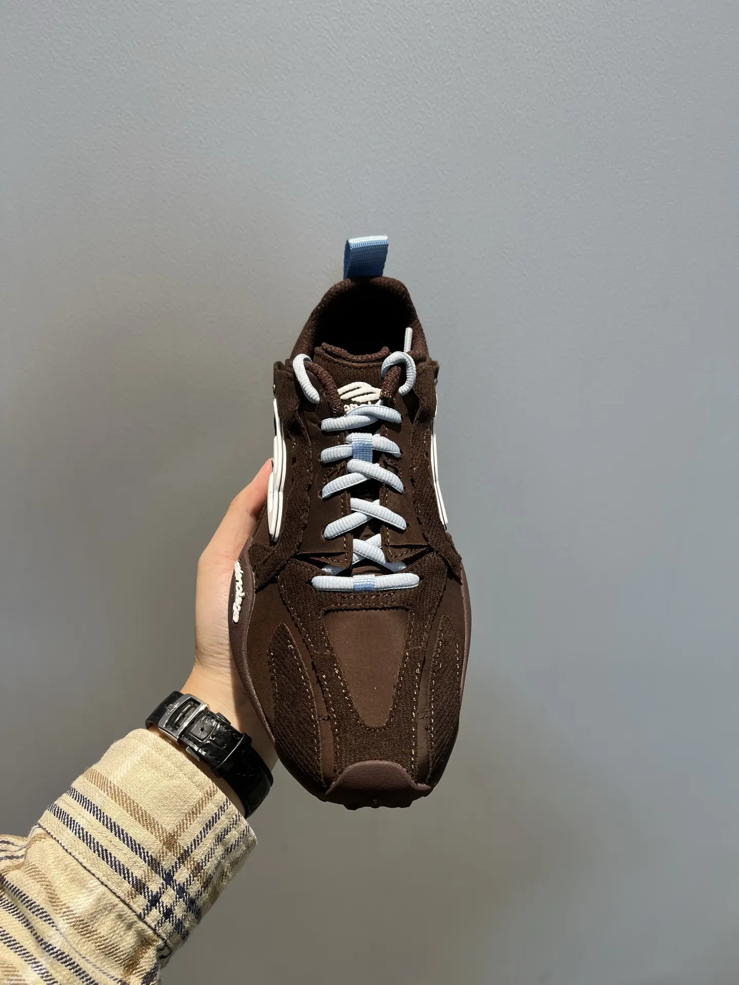 Balenciaga 棕色 單肩包(數字3) Balenciaga 棕色 單肩包(數字3)