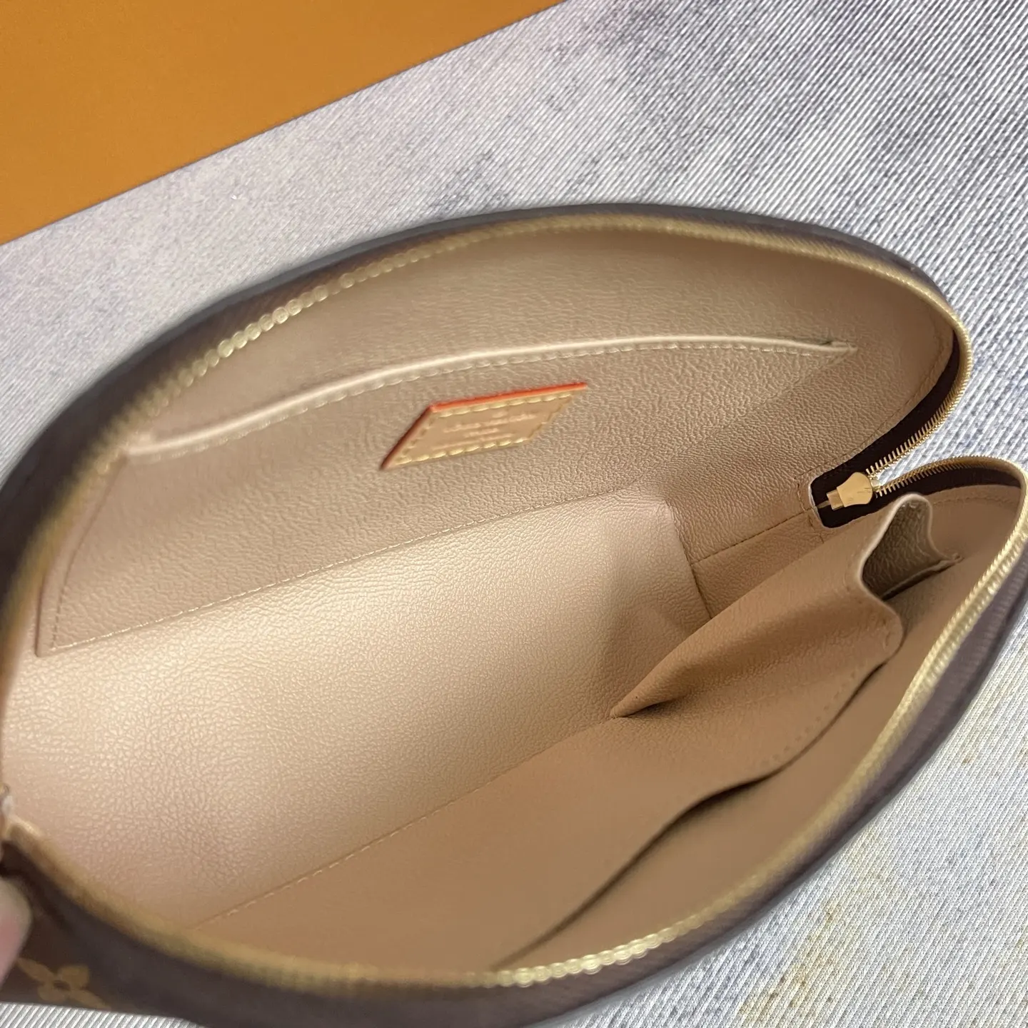 Gold Monogram Cosmetic Pouch Leather Image 9 Gold Monogram Cosmetic Pouch Leather Image 9