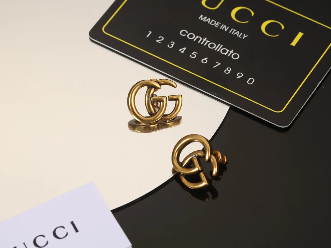 Gucci 耳钉 小巧点缀款