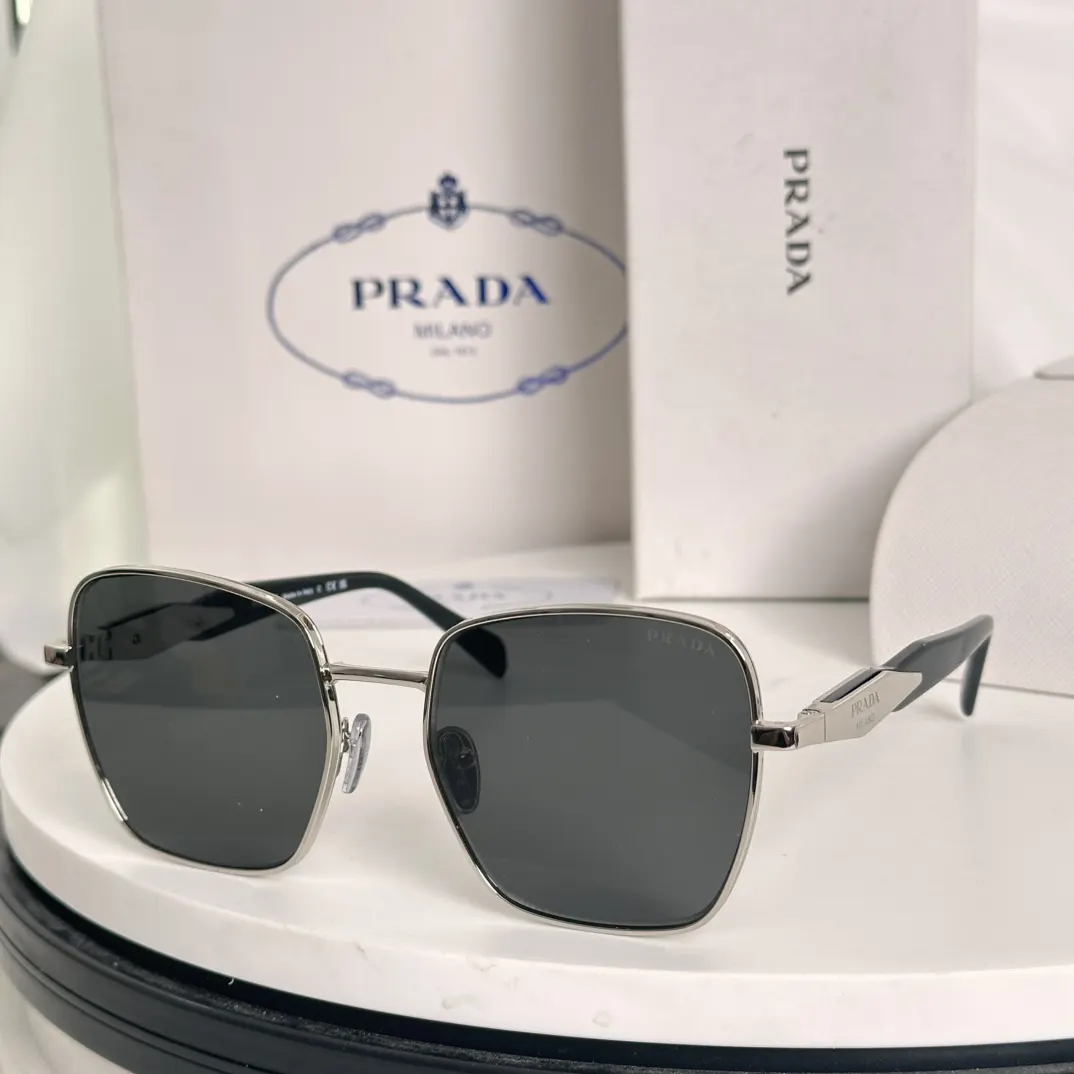 Prada PR 64ZS 太阳镜