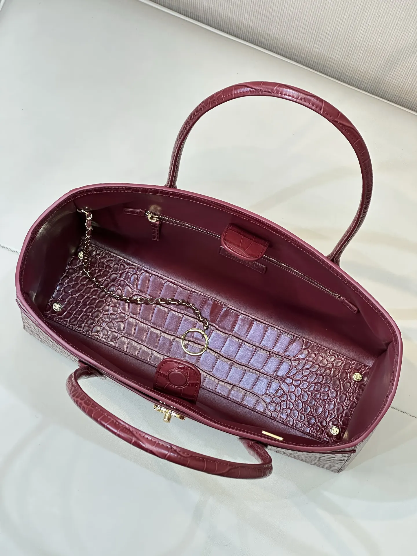 Red Top Handle Bag Commuter