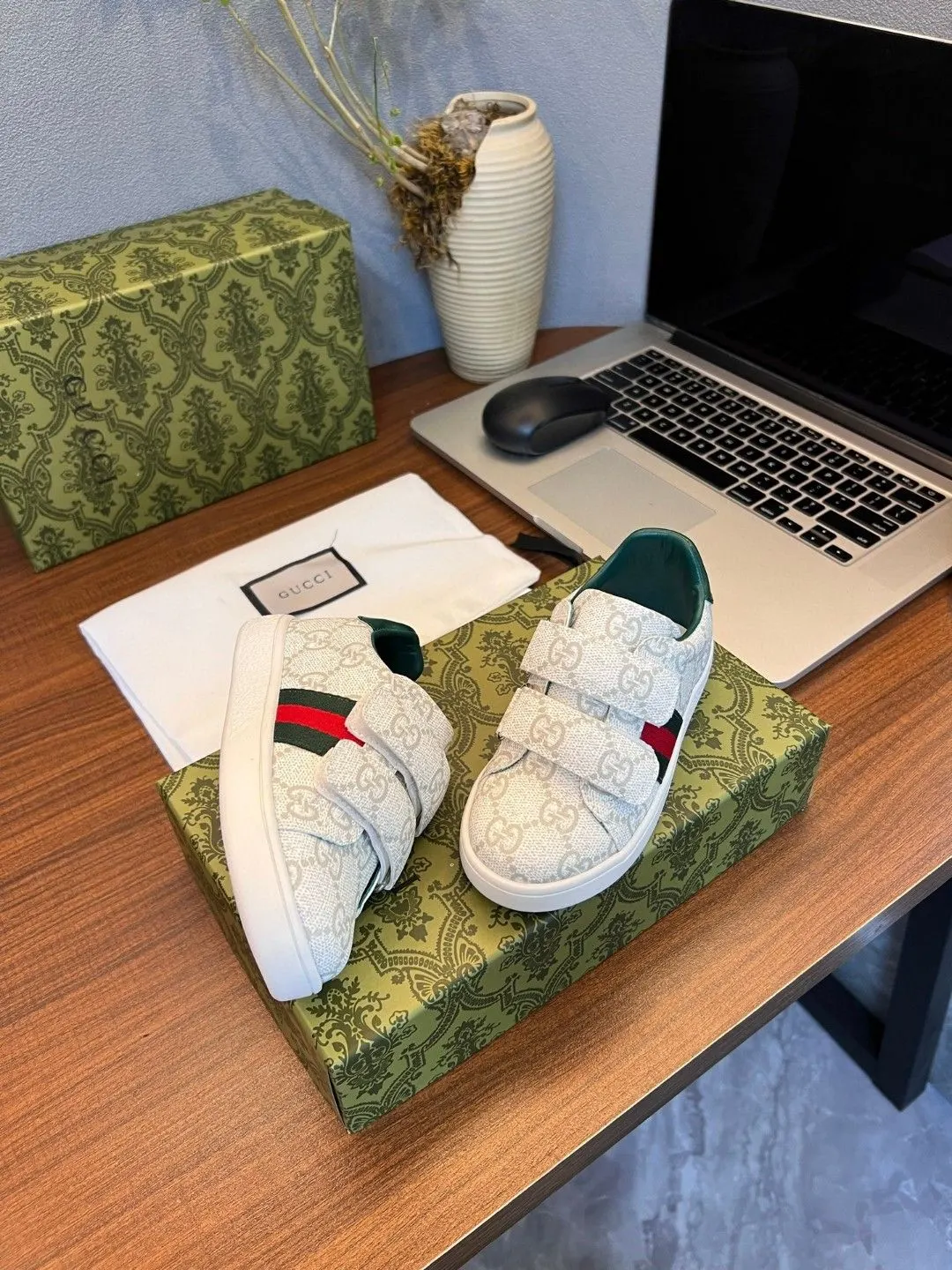 Gucci Logo休闲运动鞋 百搭款