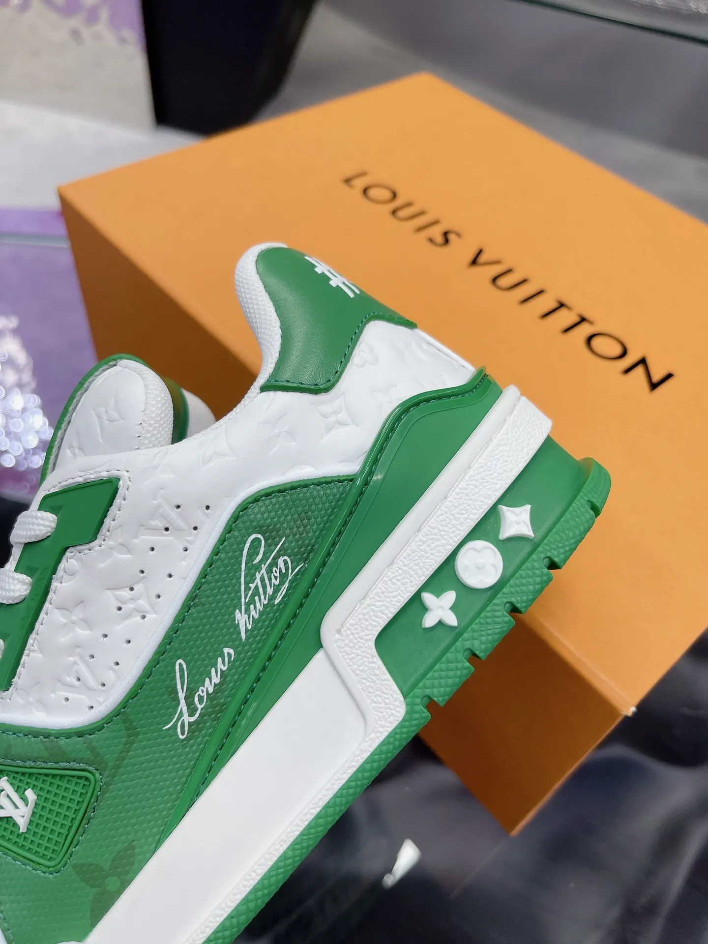 Louis Vuitton 运动鞋