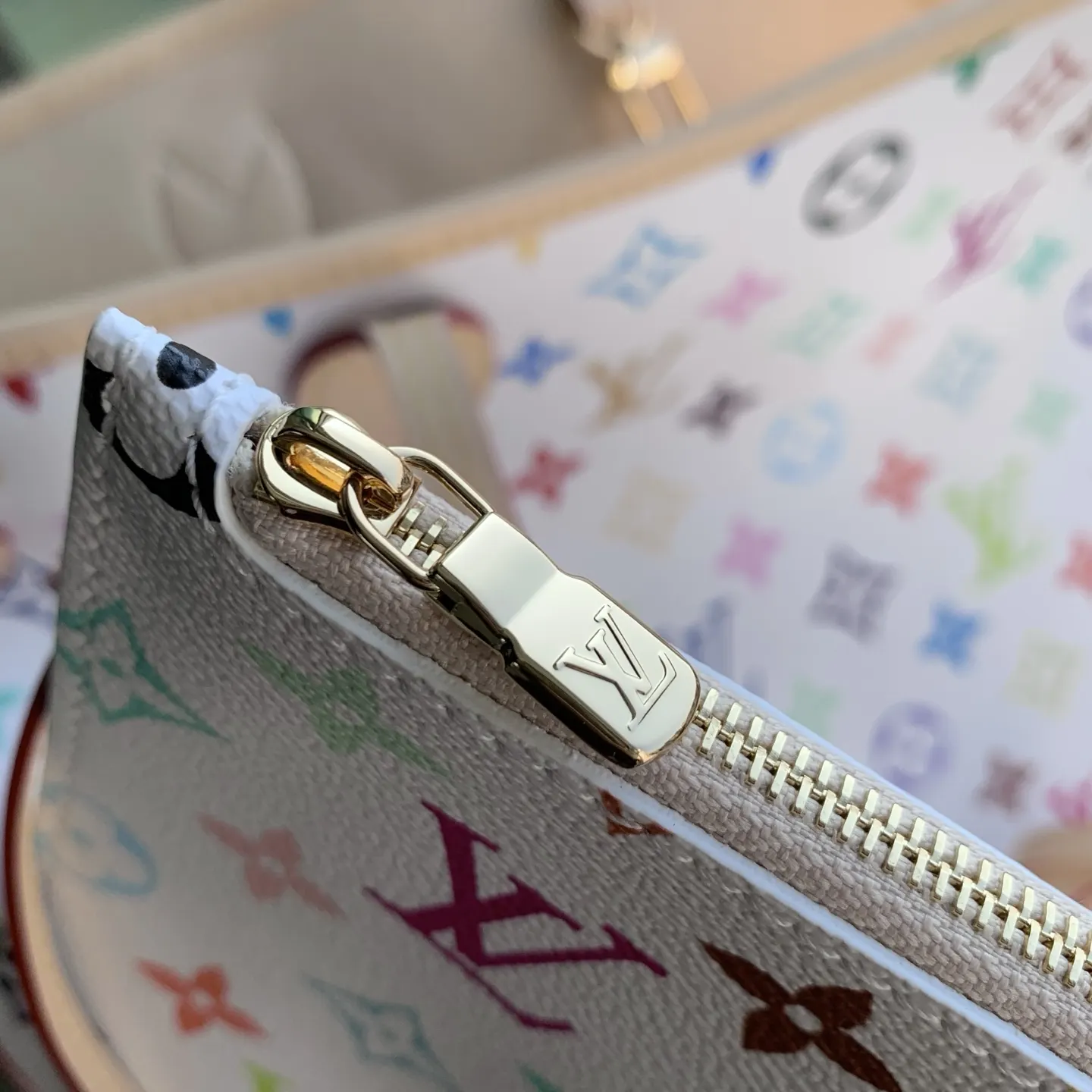 LV Neverfull 托特包 大容量通勤款(數字6) LV Neverfull 托特包 大容量通勤款(數字6)