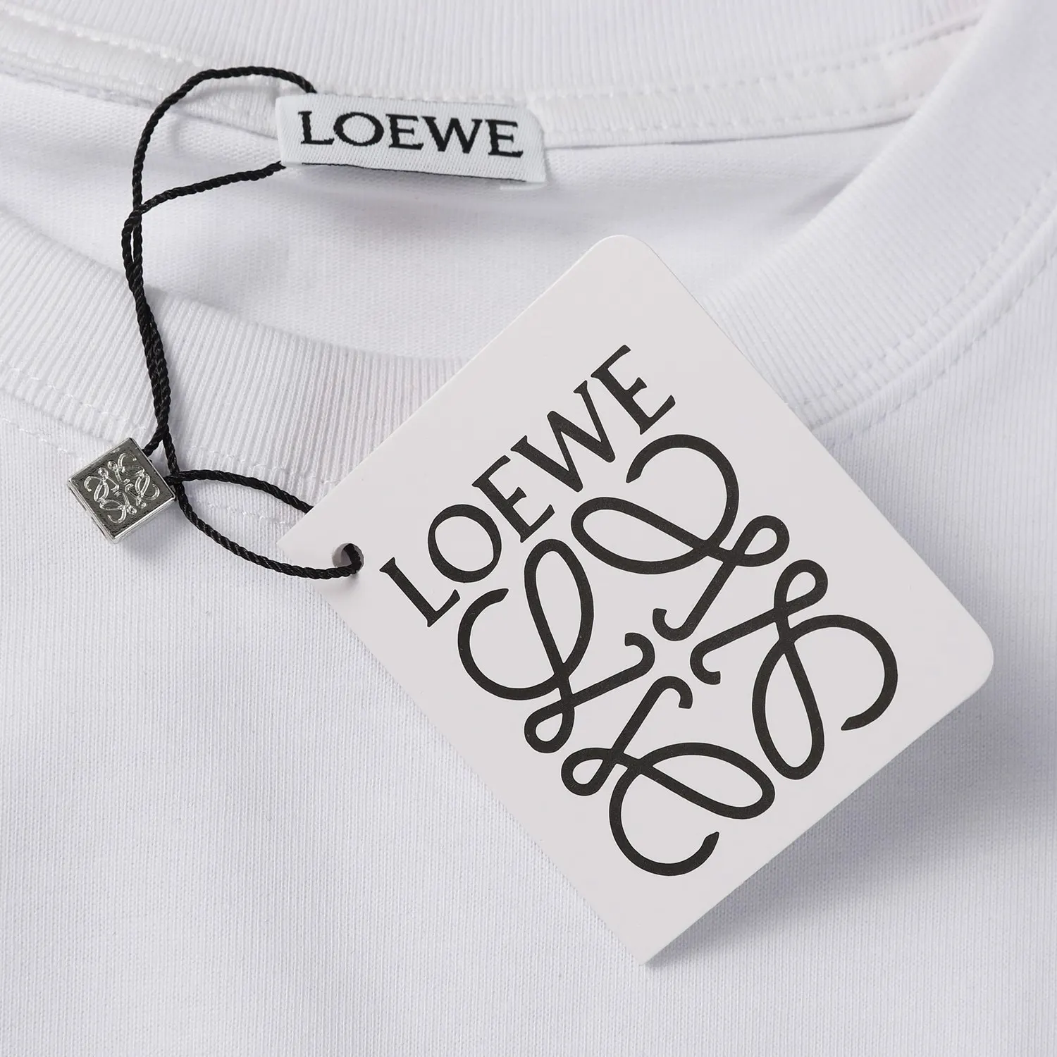 Loewe 23SS Embroidery Cotton Short Sleeve T-Shirt Daily Versatile Style Image 5 Loewe 23SS Embroidery Cotton Short Sleeve T-Shirt Daily Versatile Style Image 5