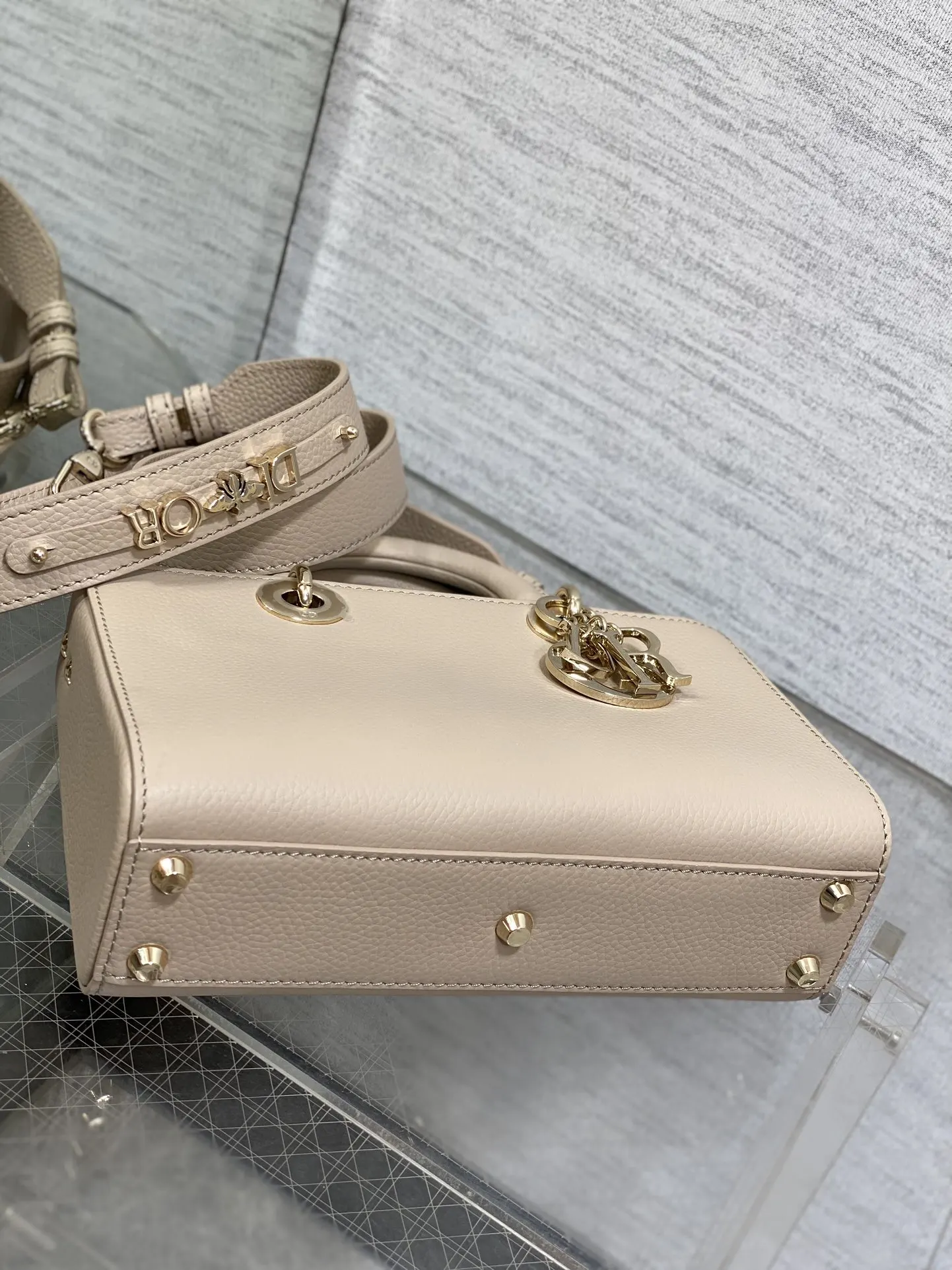 Dior 黑色 牛皮 进口 牛皮横款戴妃包 Lady 手提包 通勤手提款