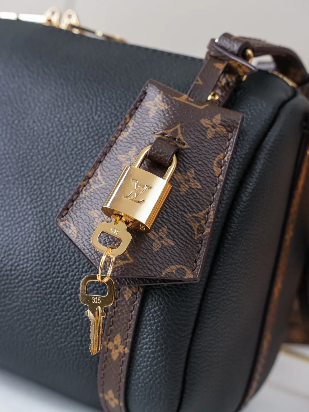 LV Keepall 牛皮 旅行袋 大容量旅行款
