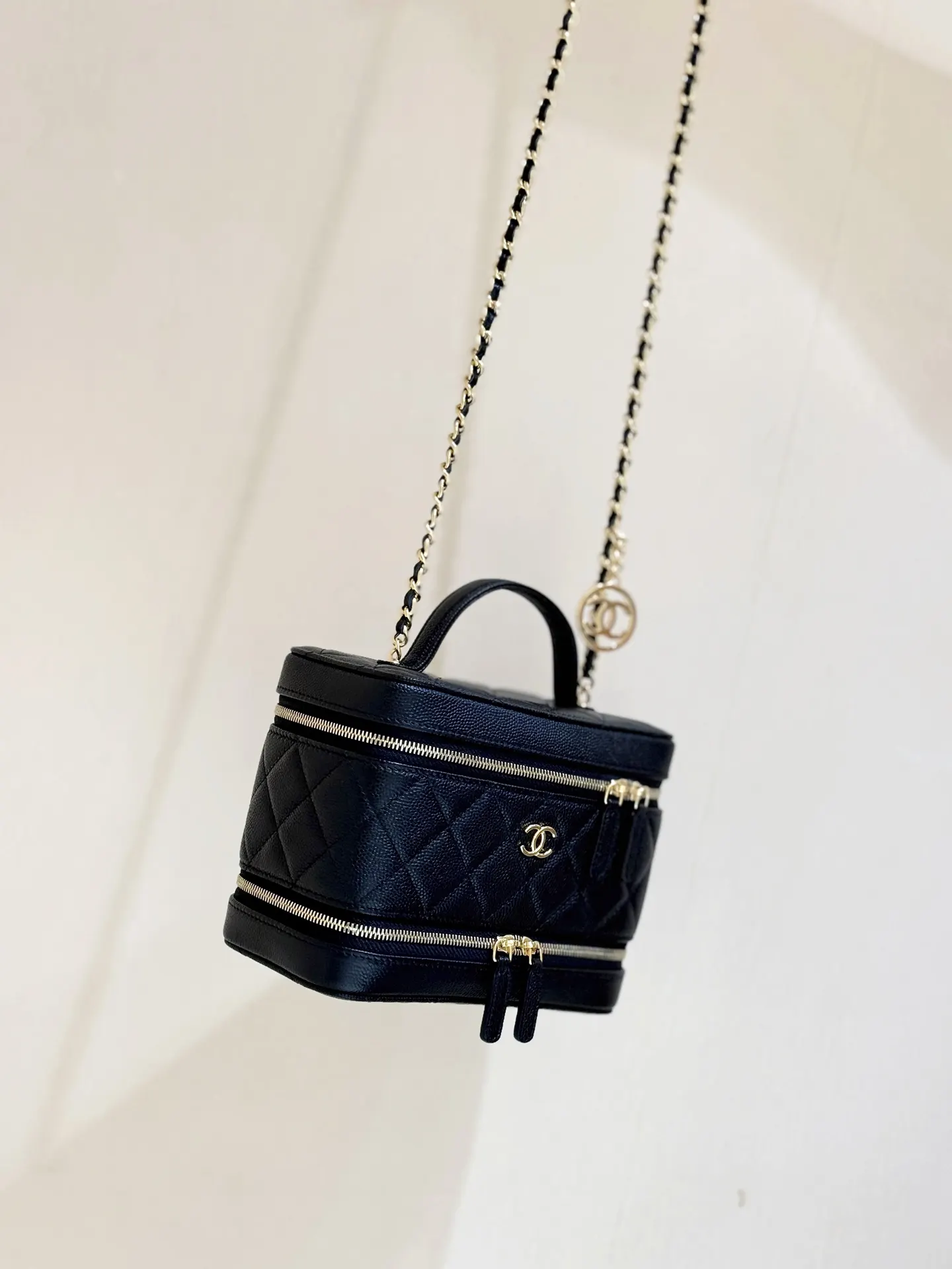 Cosmetic Pouch Classic Leather